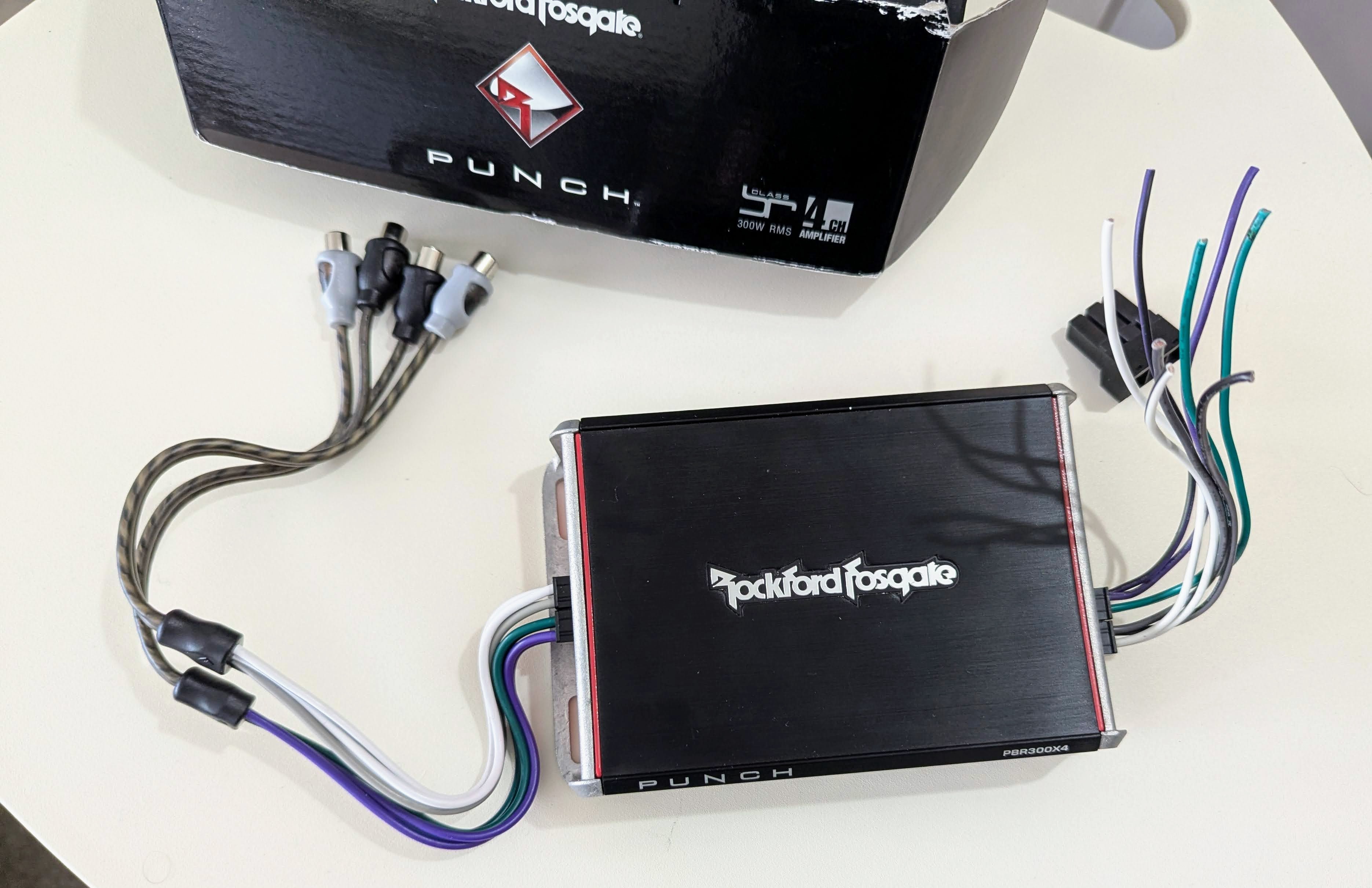 Rockford Fosgate Punch pbr300x4 compact amplifier