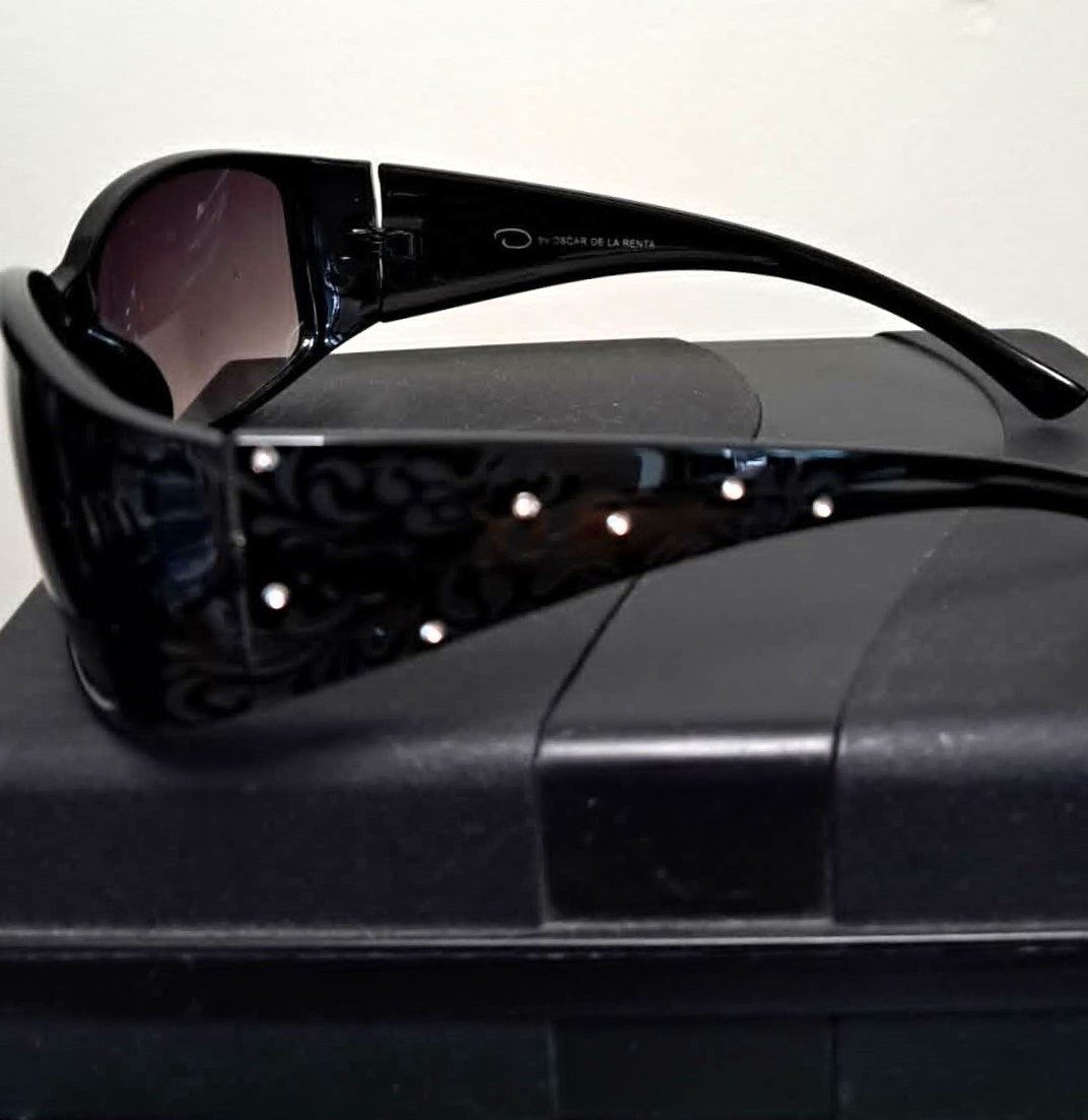 Authentic Oscar de la Renta Y2K Luxury Rhinestone OS Sunglasses - photo 5