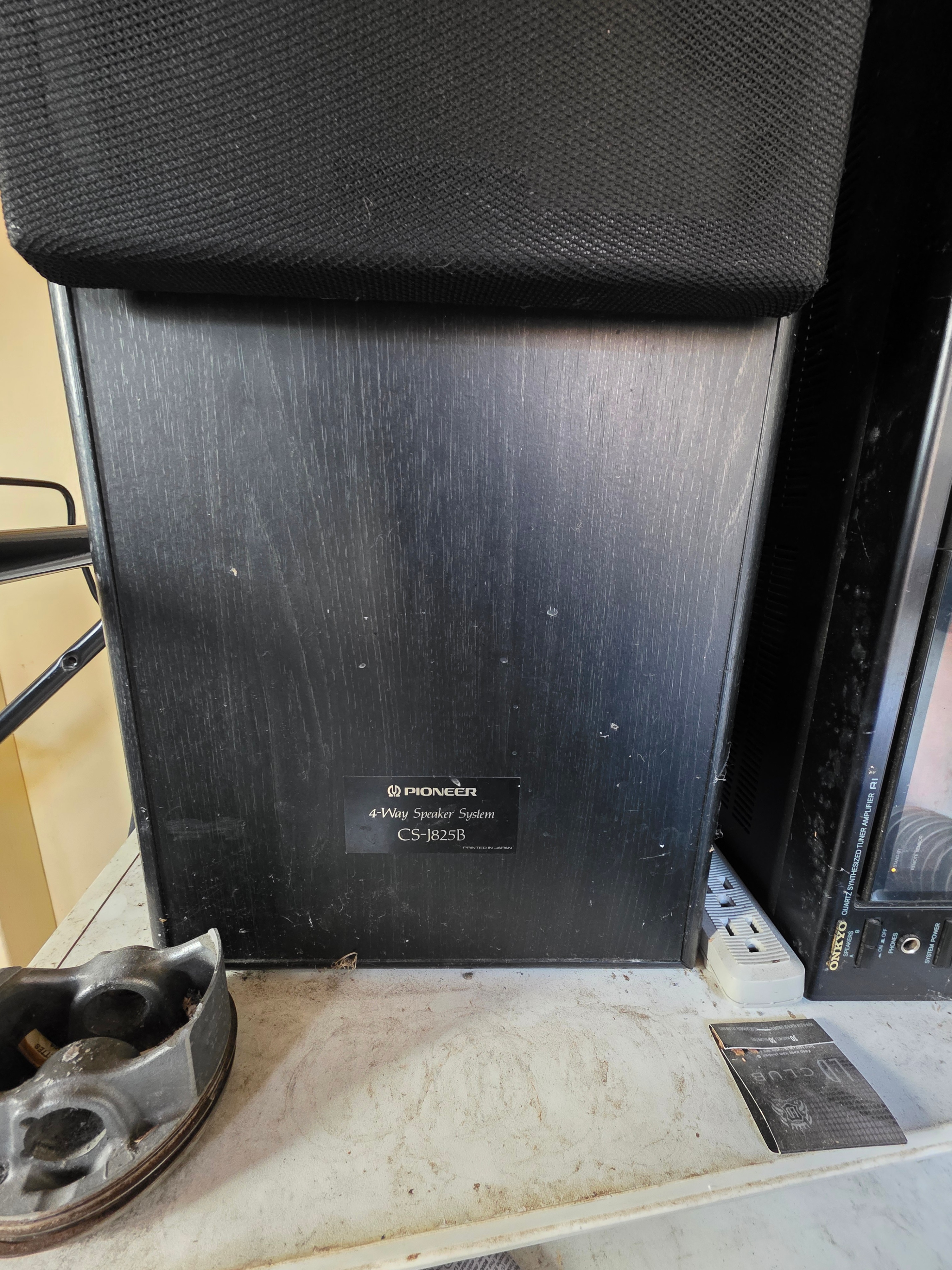 Onkyo amplifier,stereo,Pioneer CS-J825B 4-Way Speaker,garage kit - photo 3