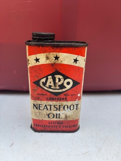 Capo Neatsfoot Oil Leather Preservative & Softener Tin