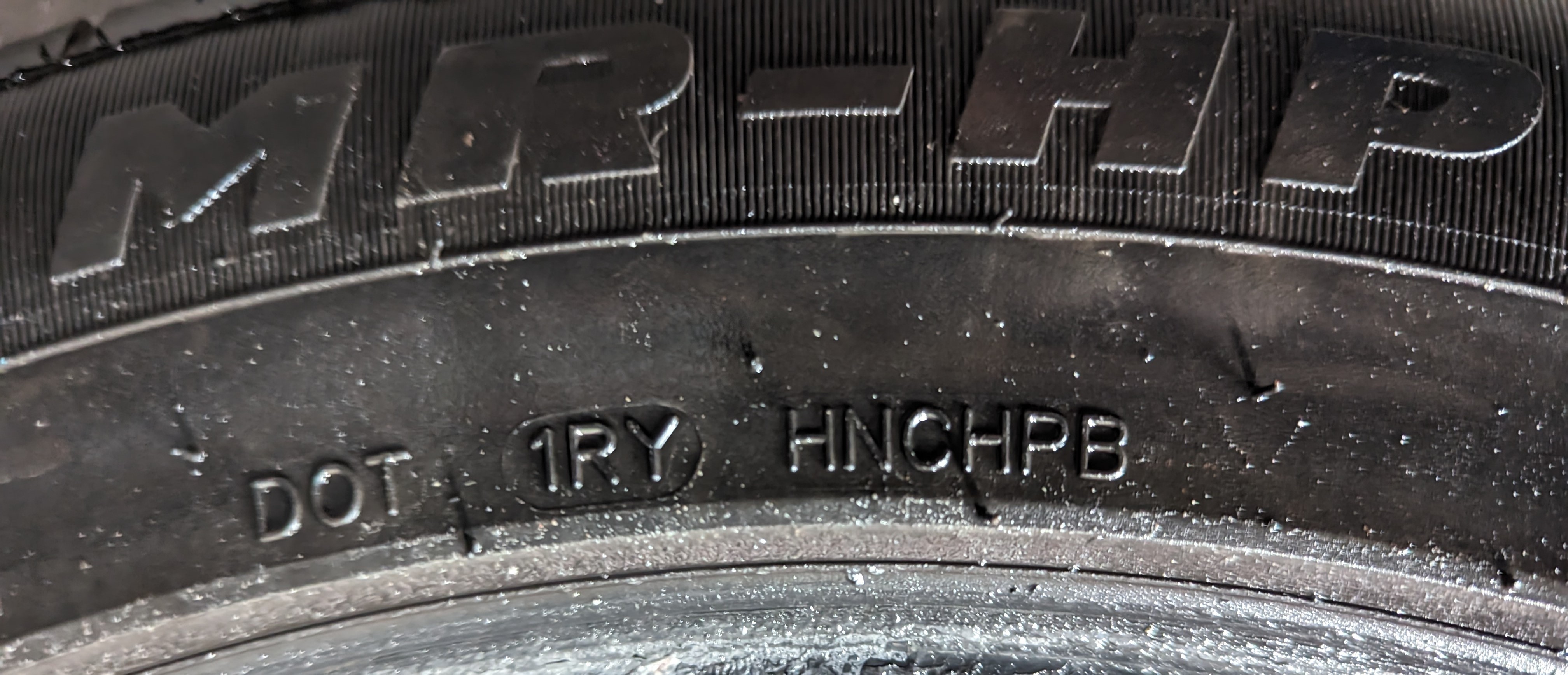 4 Tires - Mirage MR-HP172 235/55R18 100V - photo 2