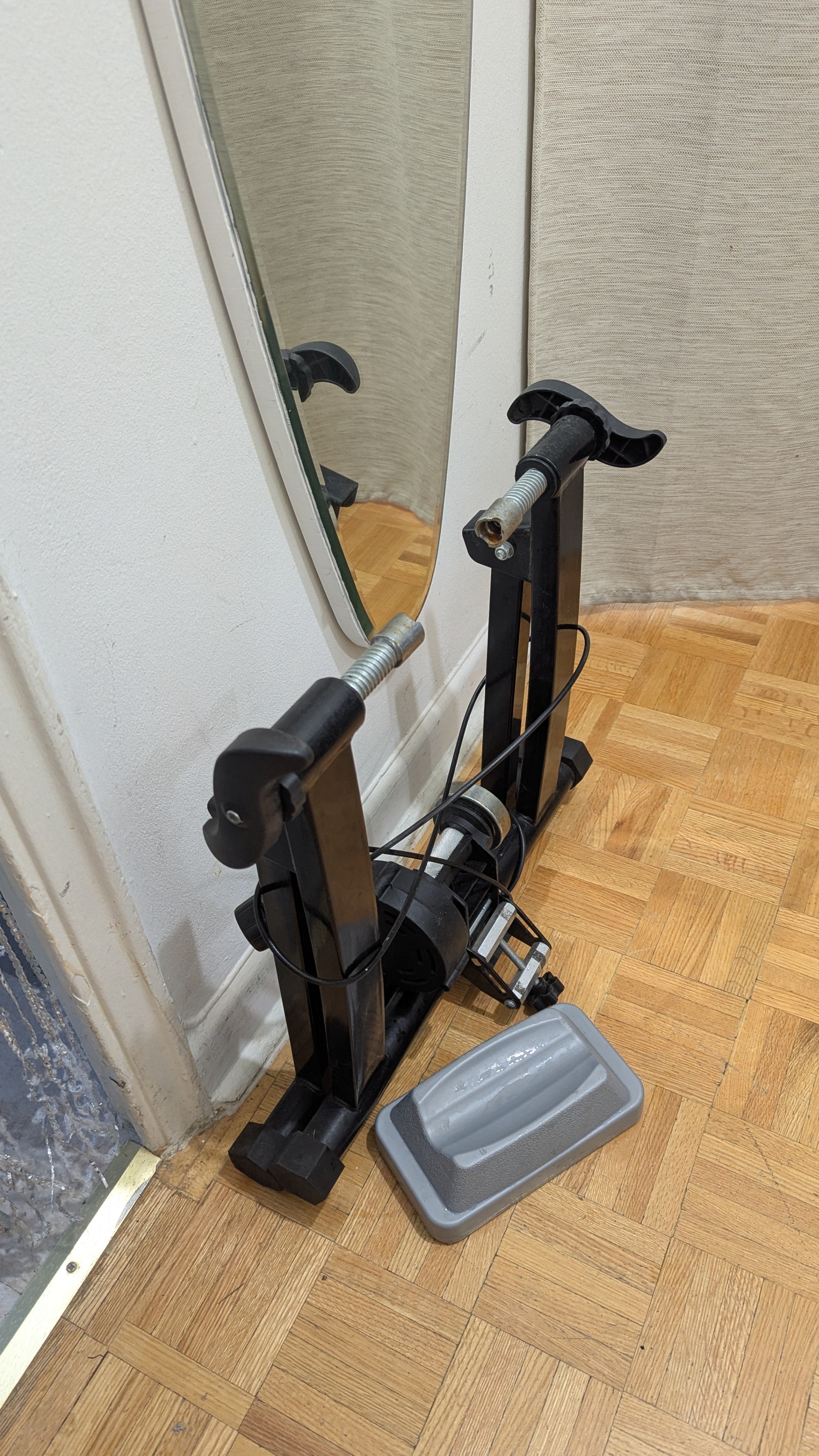 Indoor Bike Bicycle Roller Trainer Exercise Portable Compact Sta - photo 4