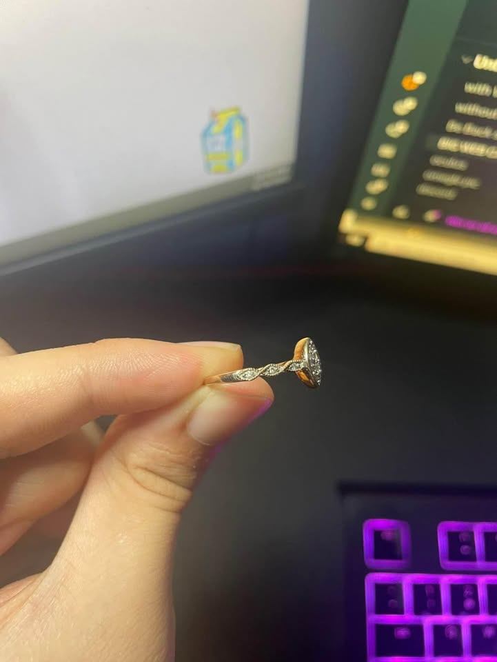 Women's Promise Ring