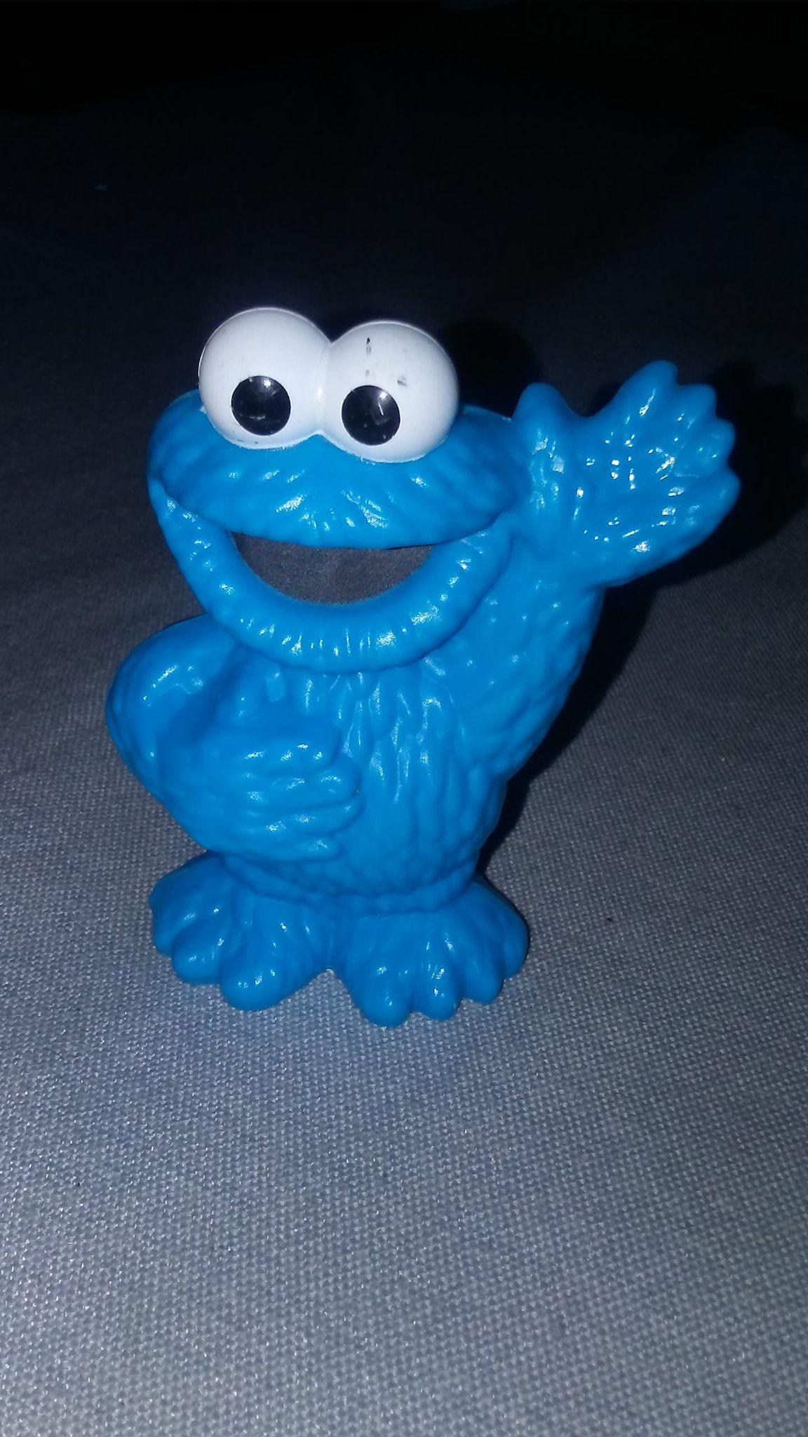 Sesame Street Cookie Monster Figure - 3 inches