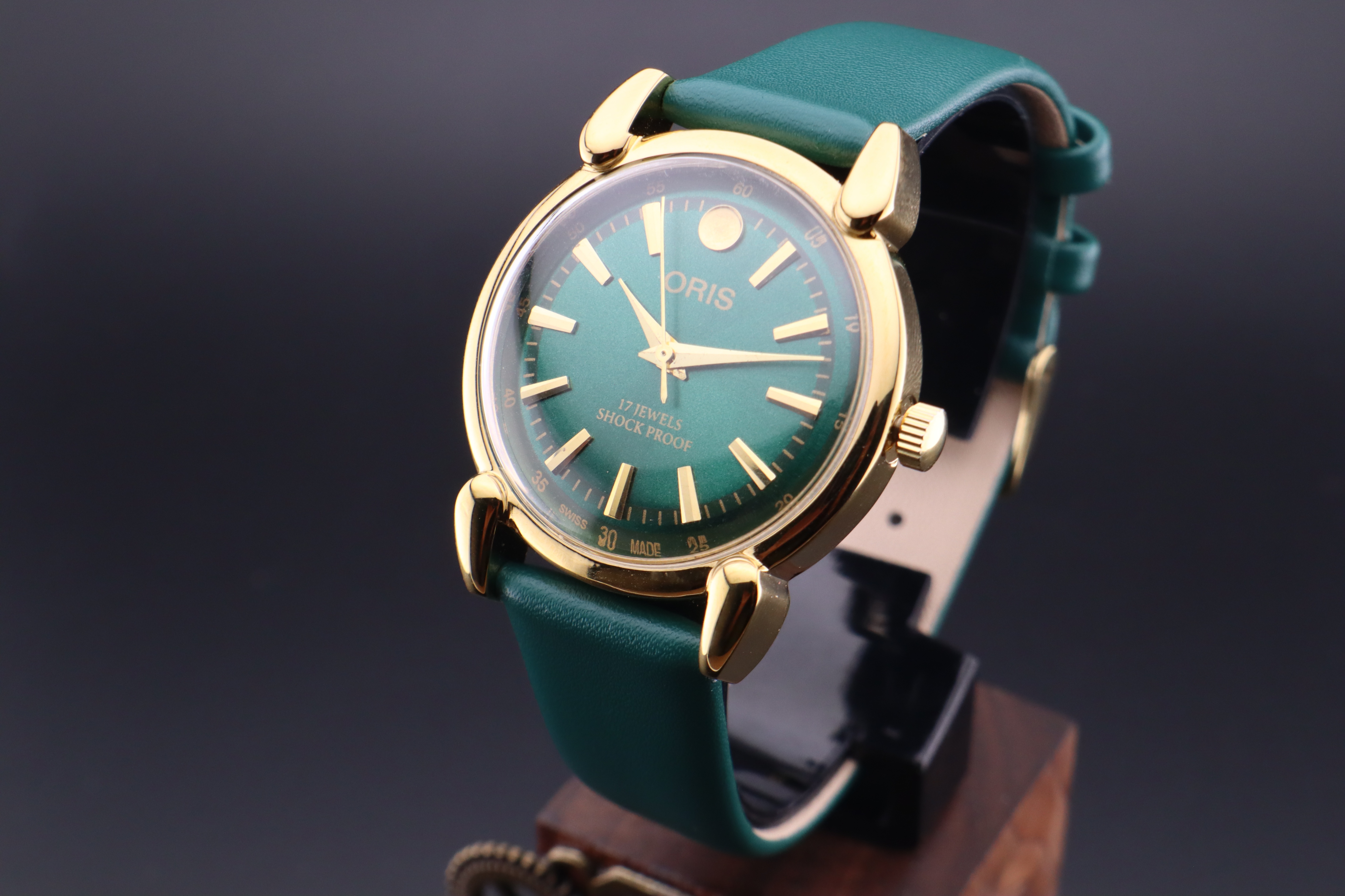 Vintage Oris Swiss ST-96 Hand Wind Mechanical Men's Watch - photo 2