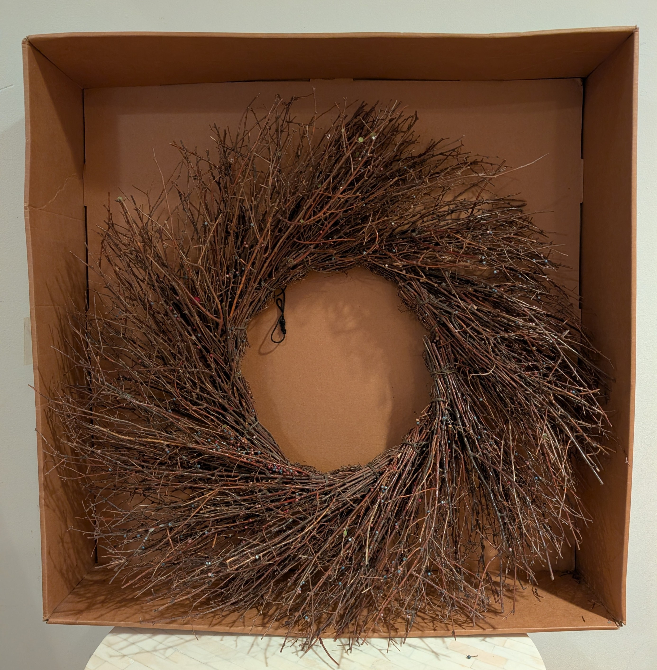 Restoration Hardware 24" Woodland Twig Berry wreath in box - photo 3