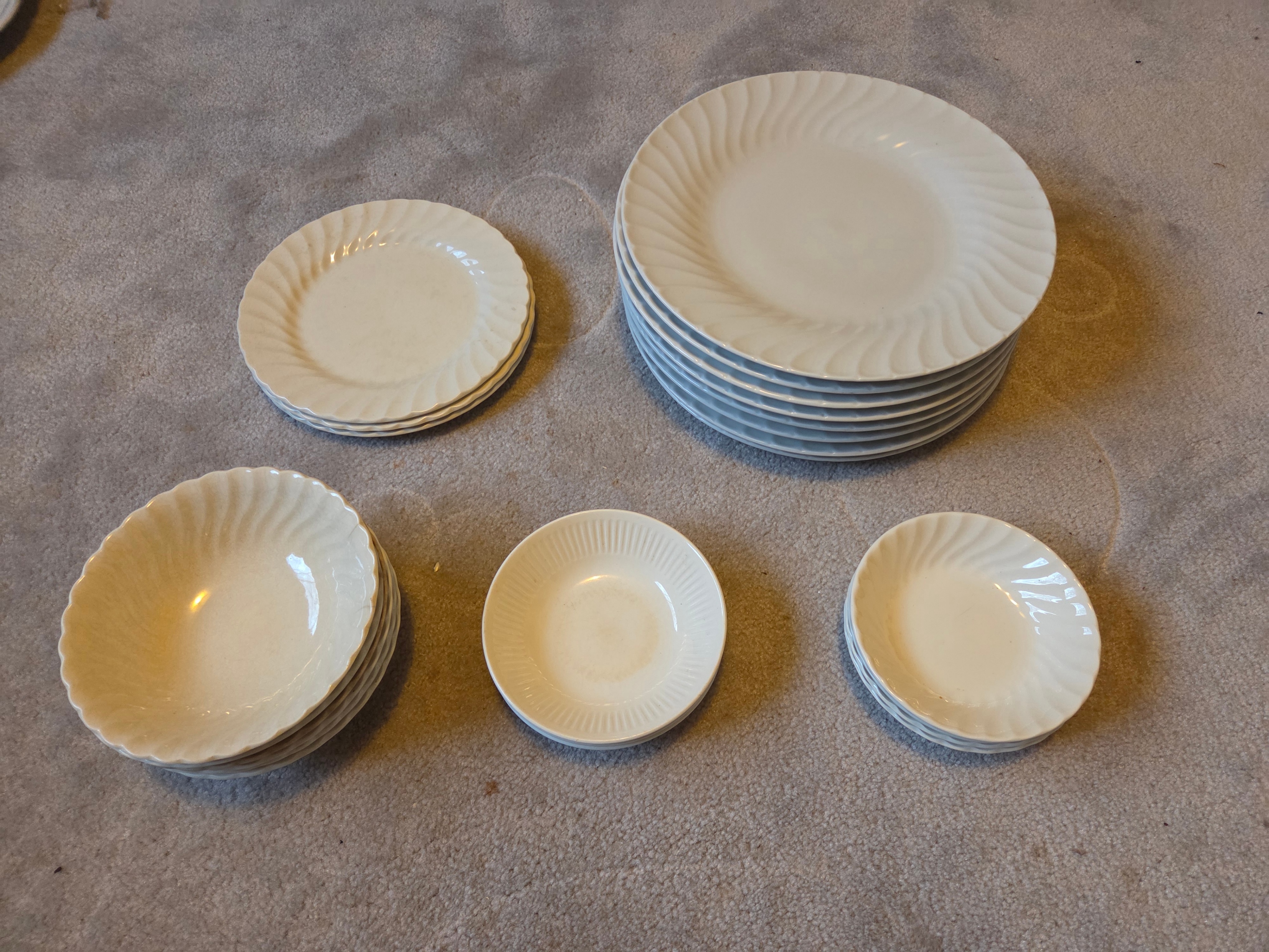 Vintage 24 Pc Johnson Bros Snowhite Regency Dinner Plates+Bowls