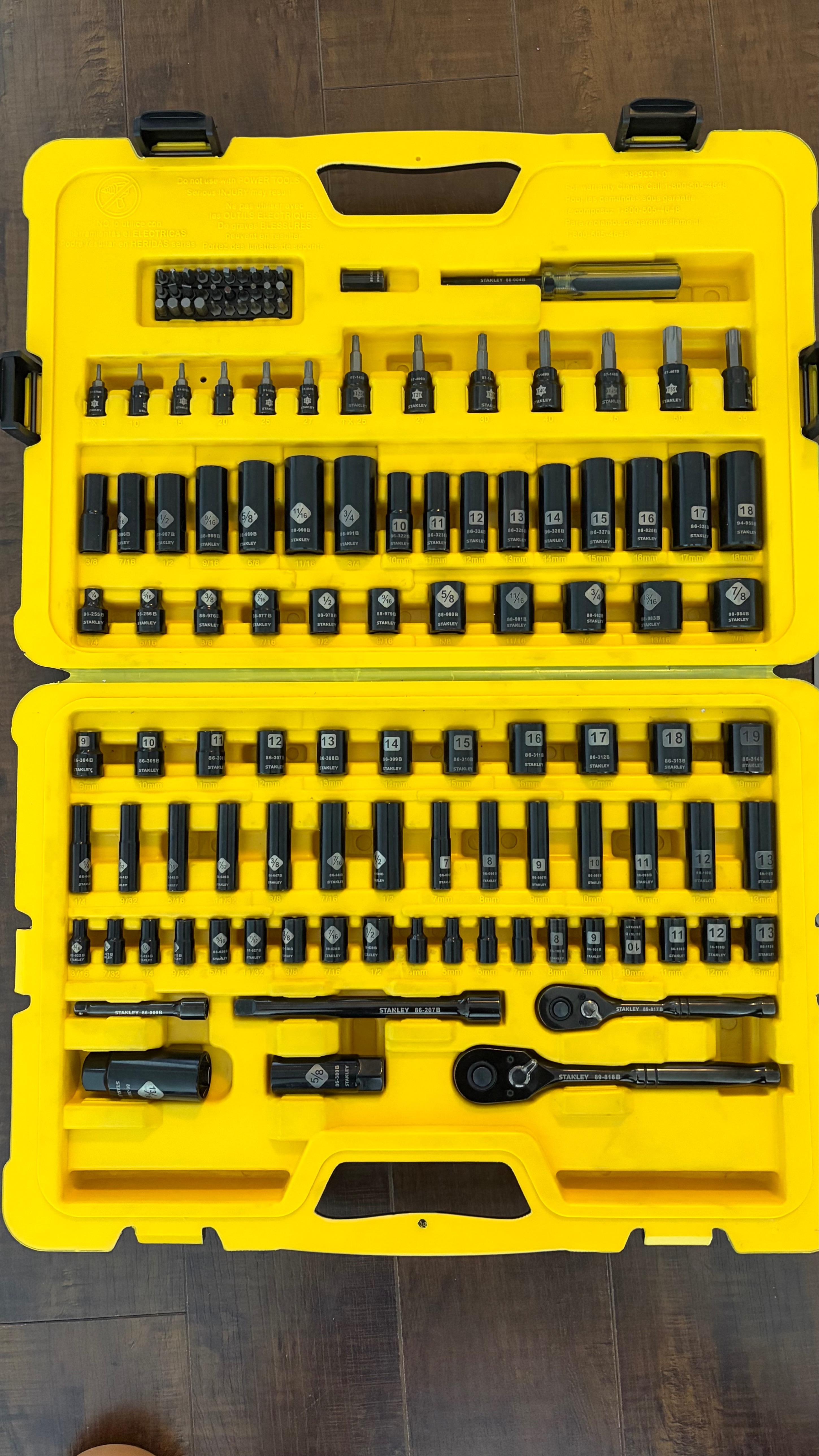 Stanley Professional Grade 122‑Piece Socket Set