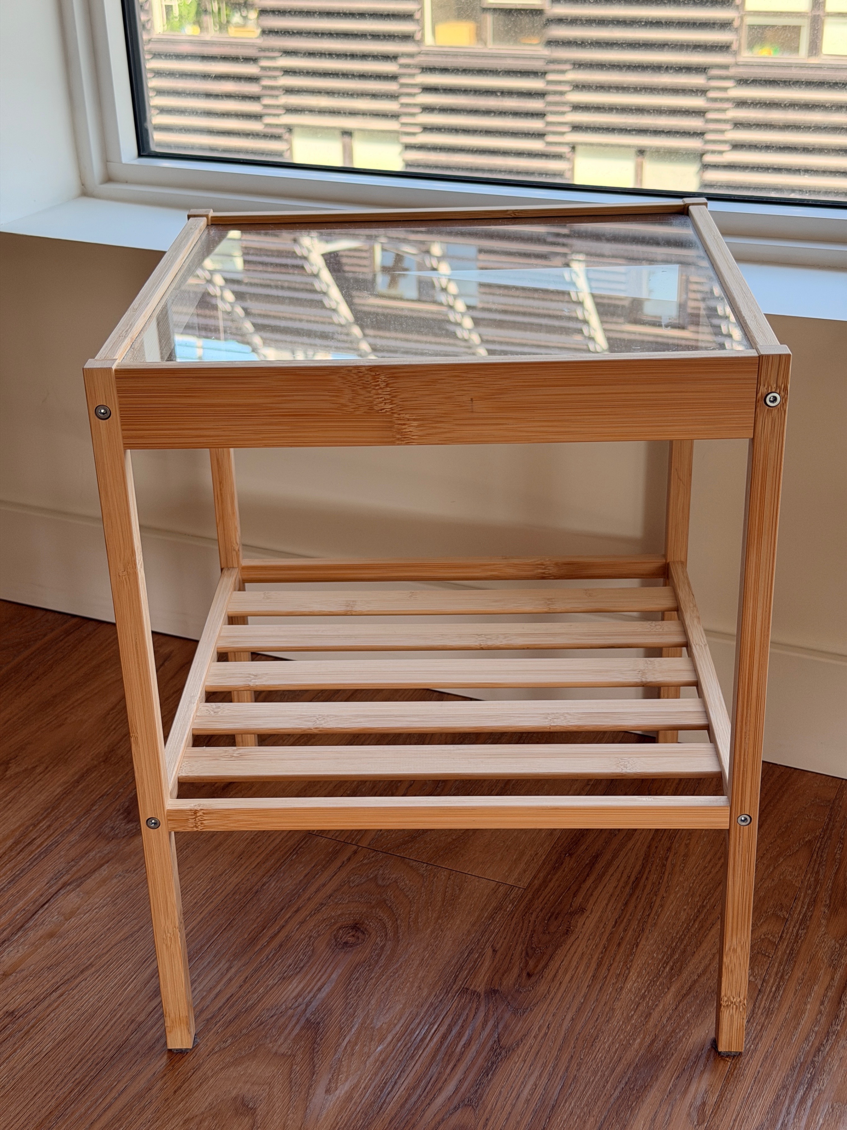 Sidetable with glasstop - photo 2