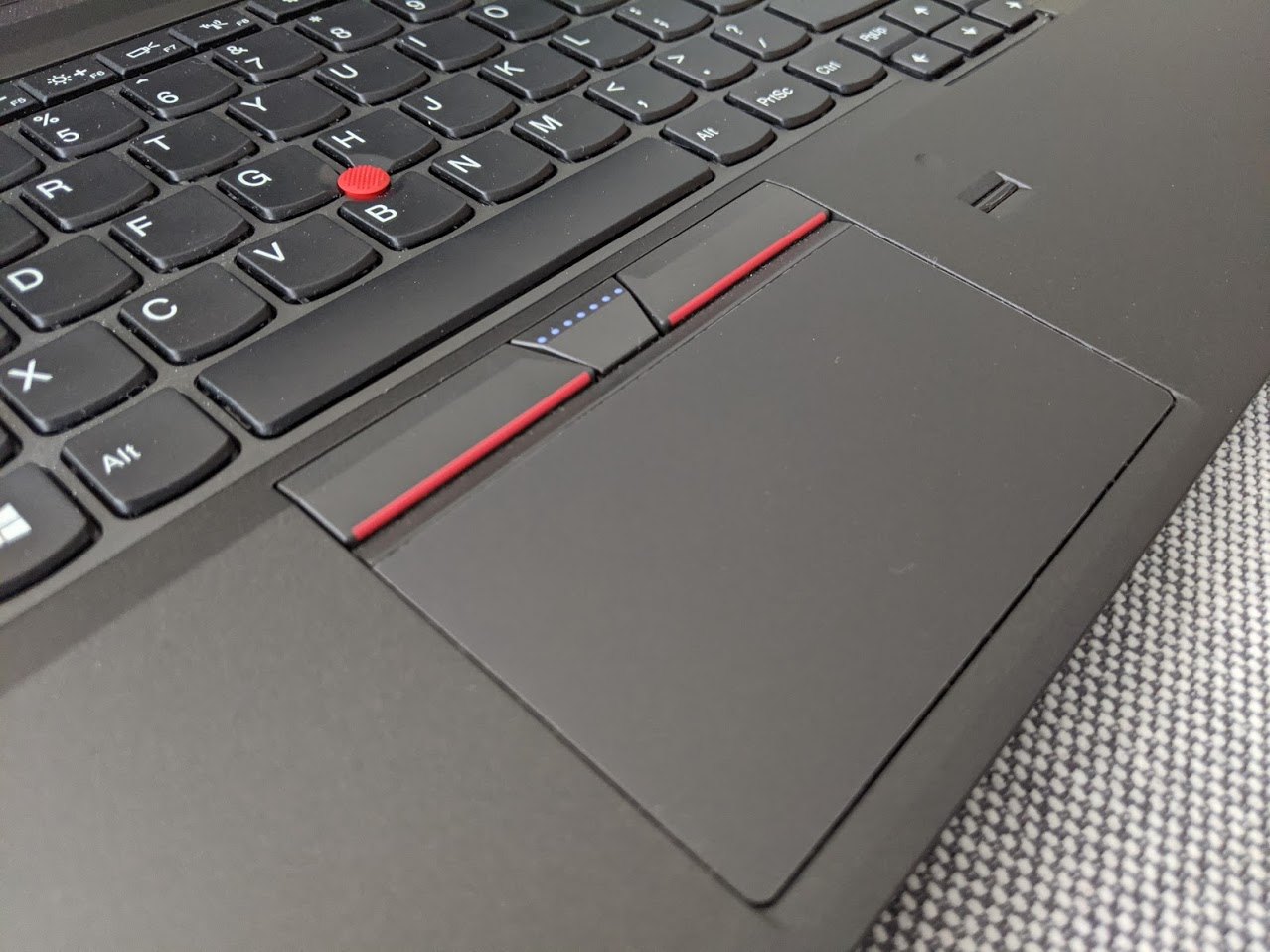 Lenovo ThinkPad E550 i7 Laptop - photo 3