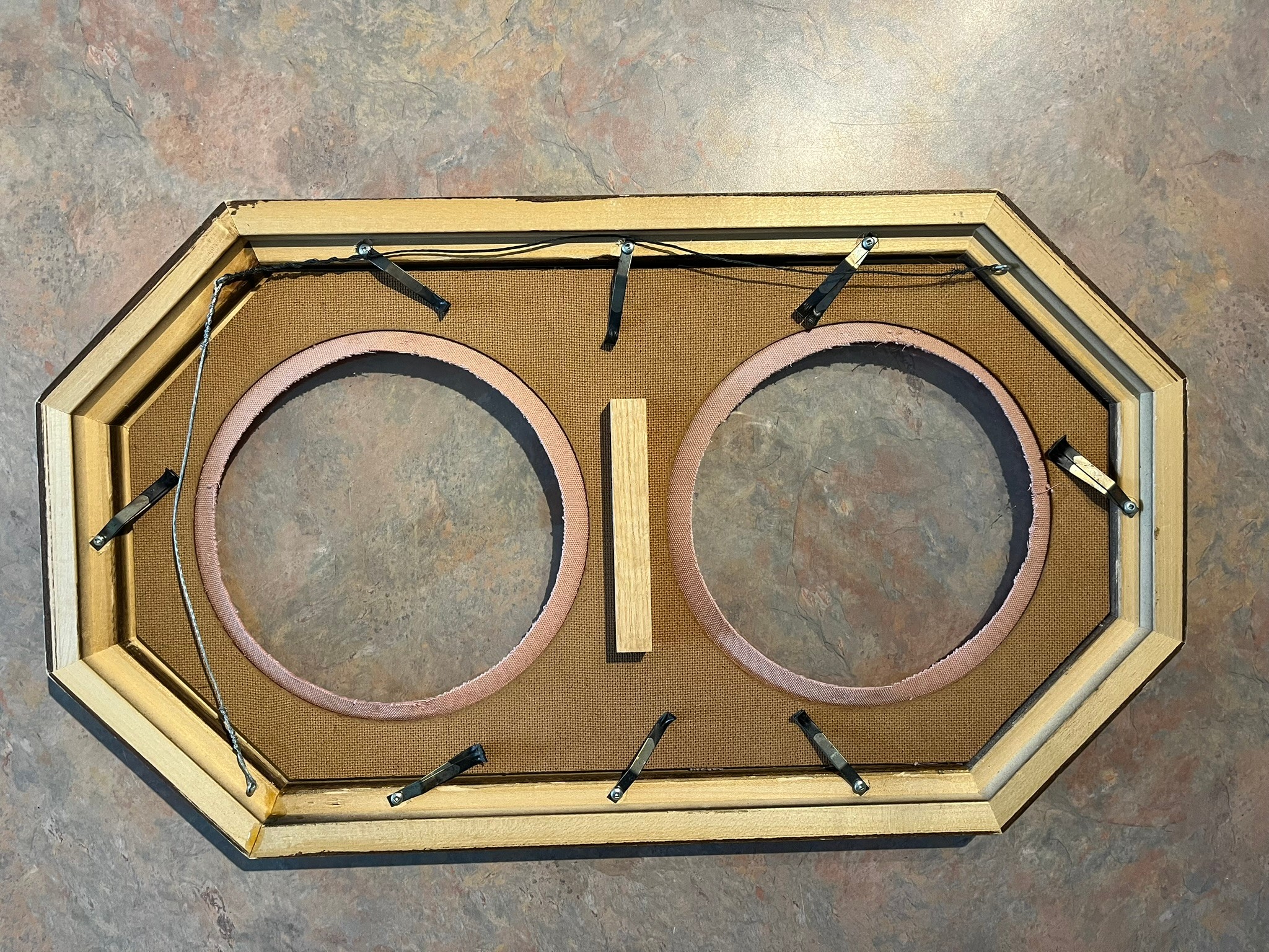 Octagonal Collector Plate Frames for Sale! - photo 2