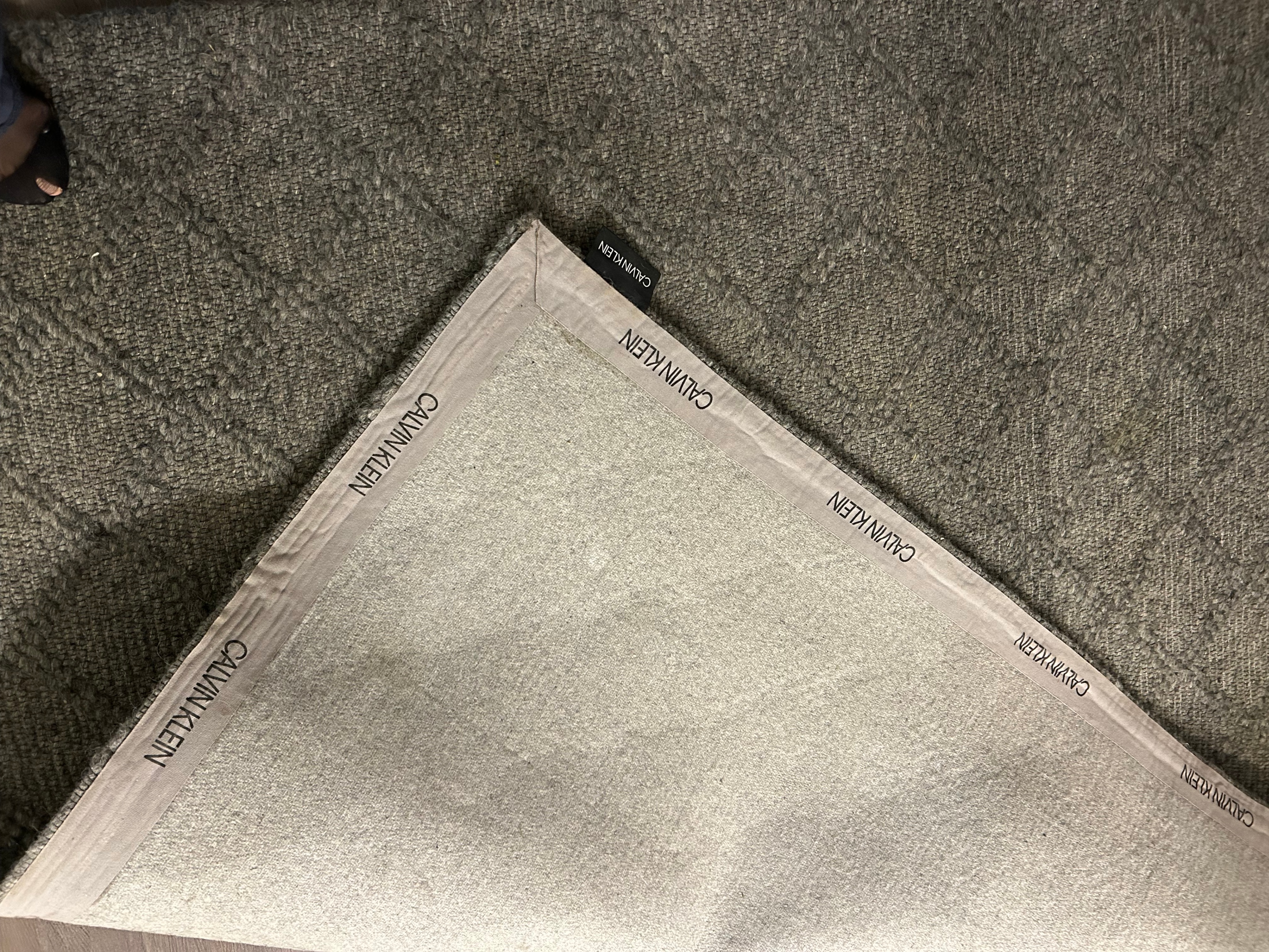 Wool-Polyester HandWoven Calvin Klein Rug - photo 3