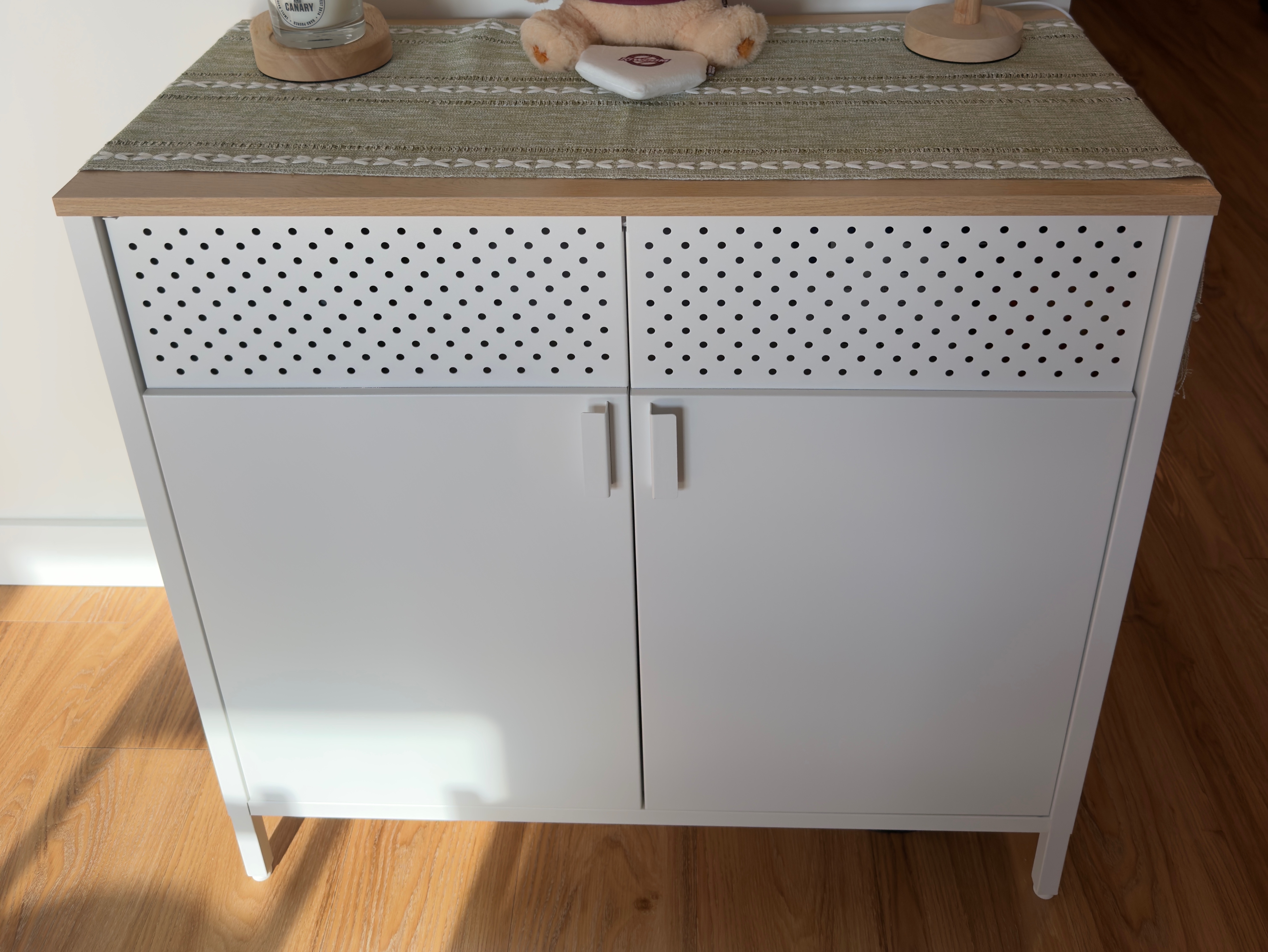 Metal cabinet with wooden top - photo 3