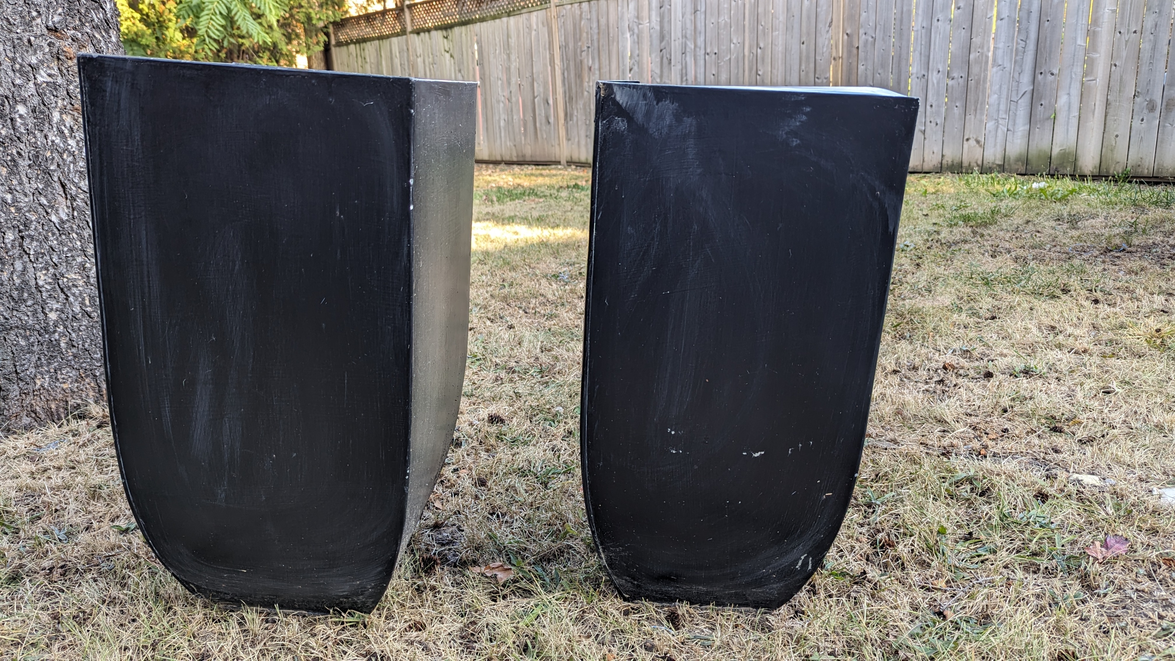 Set of 2 Black Planters