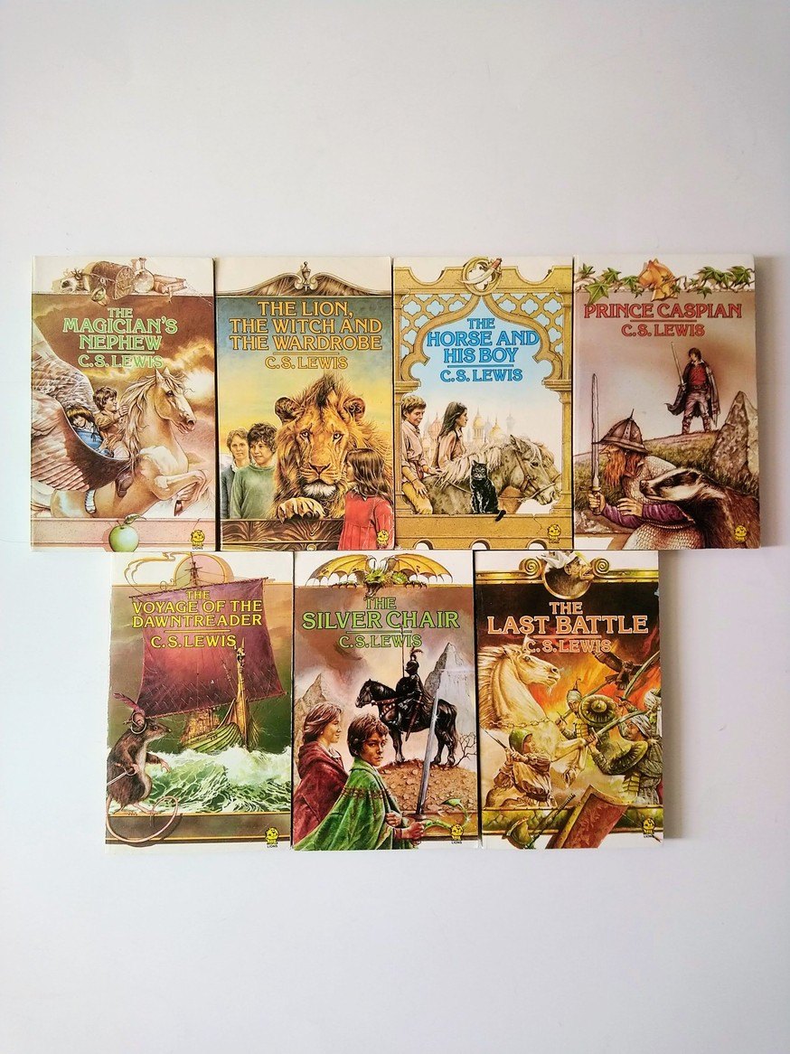 The Chronicles of Narnia - vintage pocketbook set!