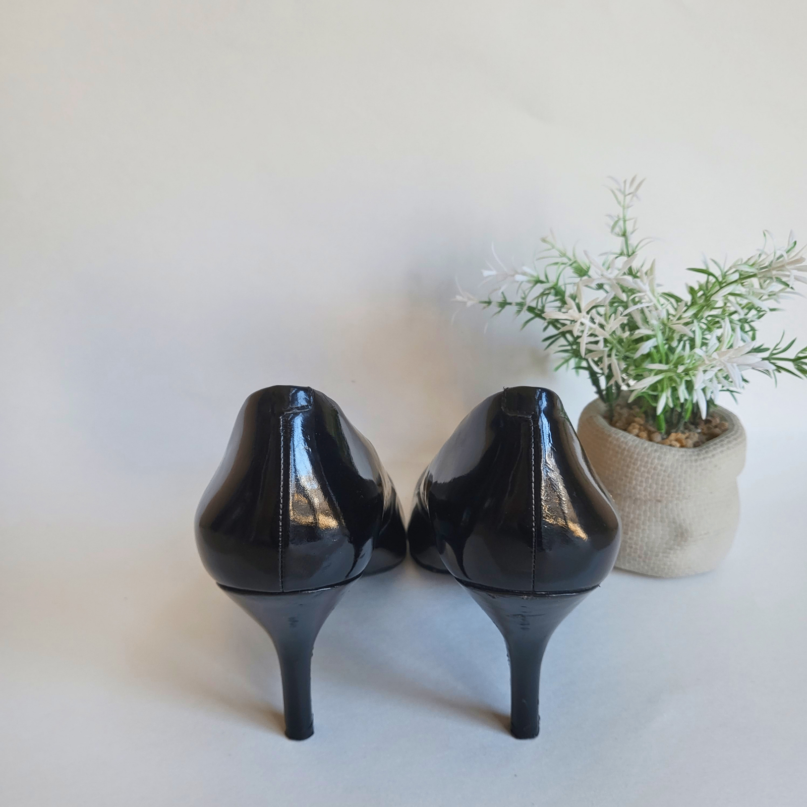 Professional Town Shoes Size 7.5 Black Heels! 👠 - photo 3
