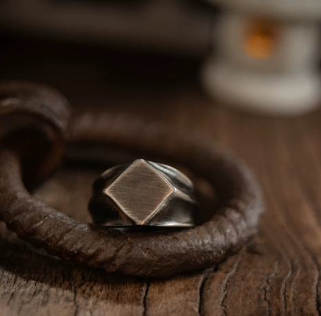 Men's Silver Tone Signet Ring - Diamond Shape - photo 2
