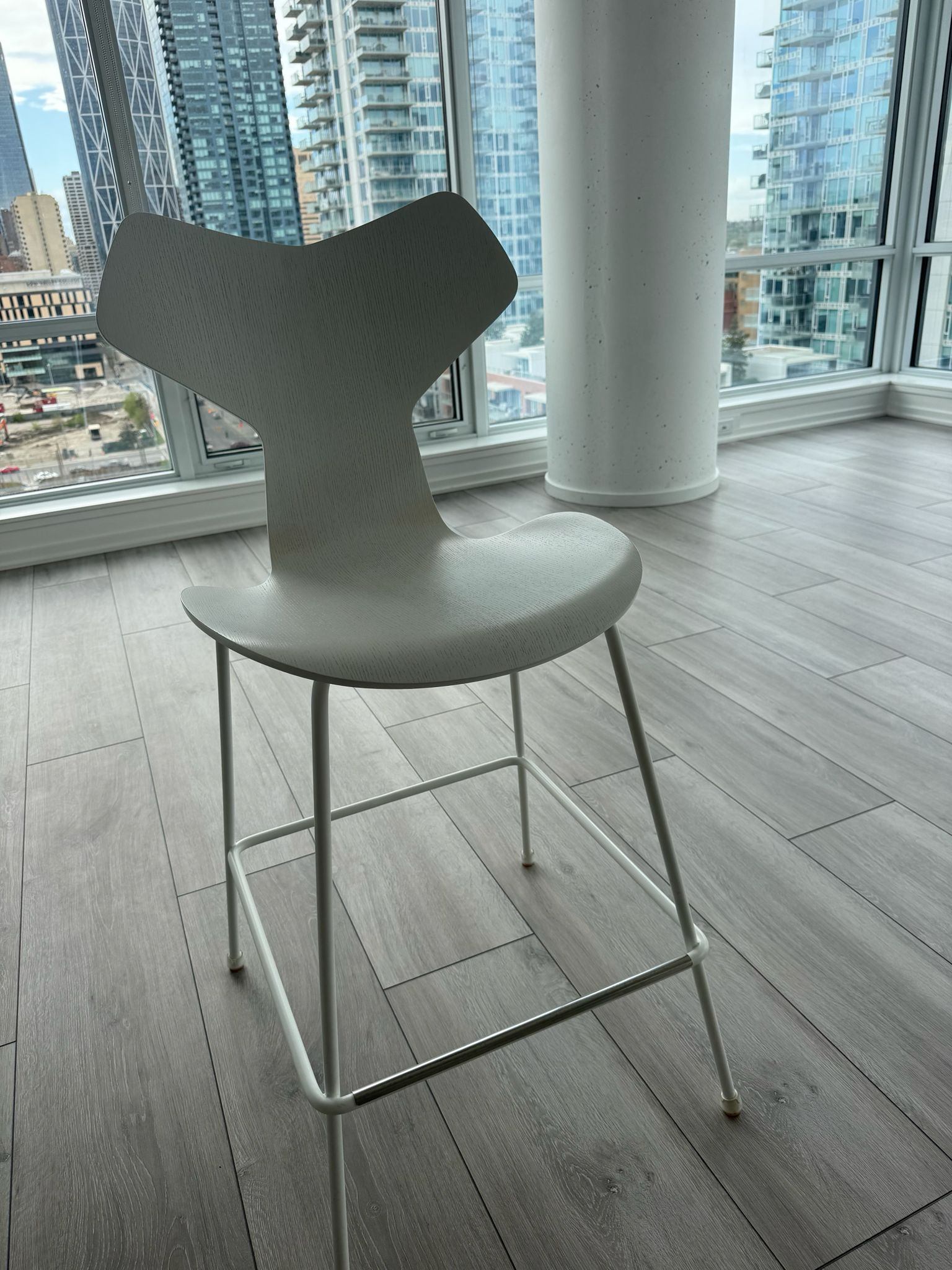 Fritz Hansen Ant Bar Stool (Set of 2)