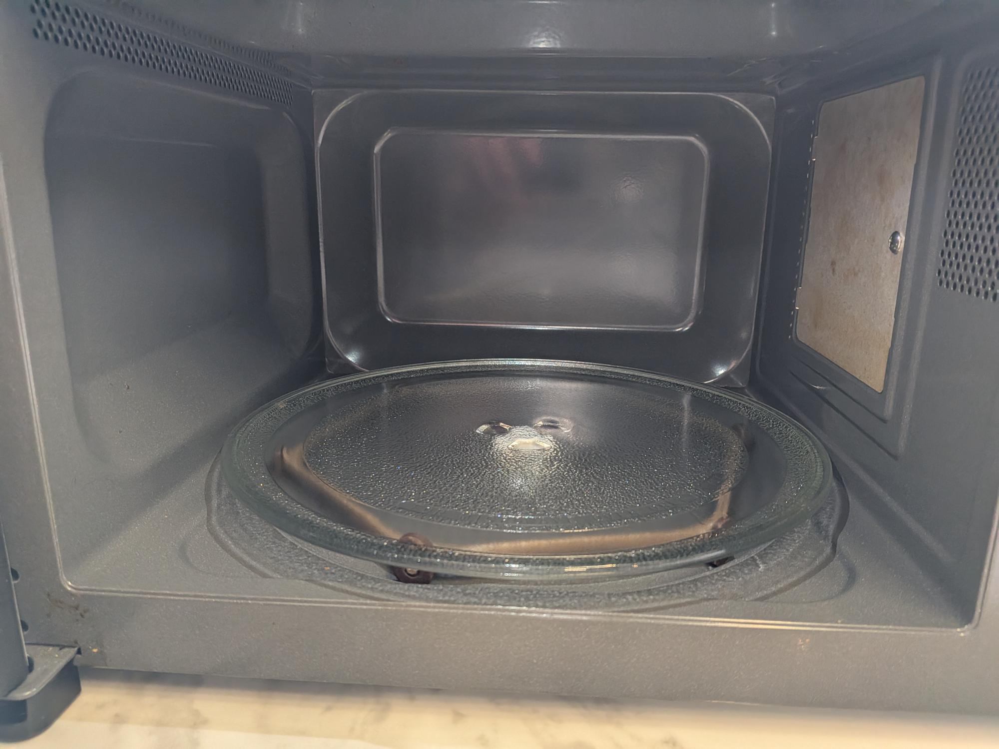 LG Stainless Steel Microwave Oven - photo 3