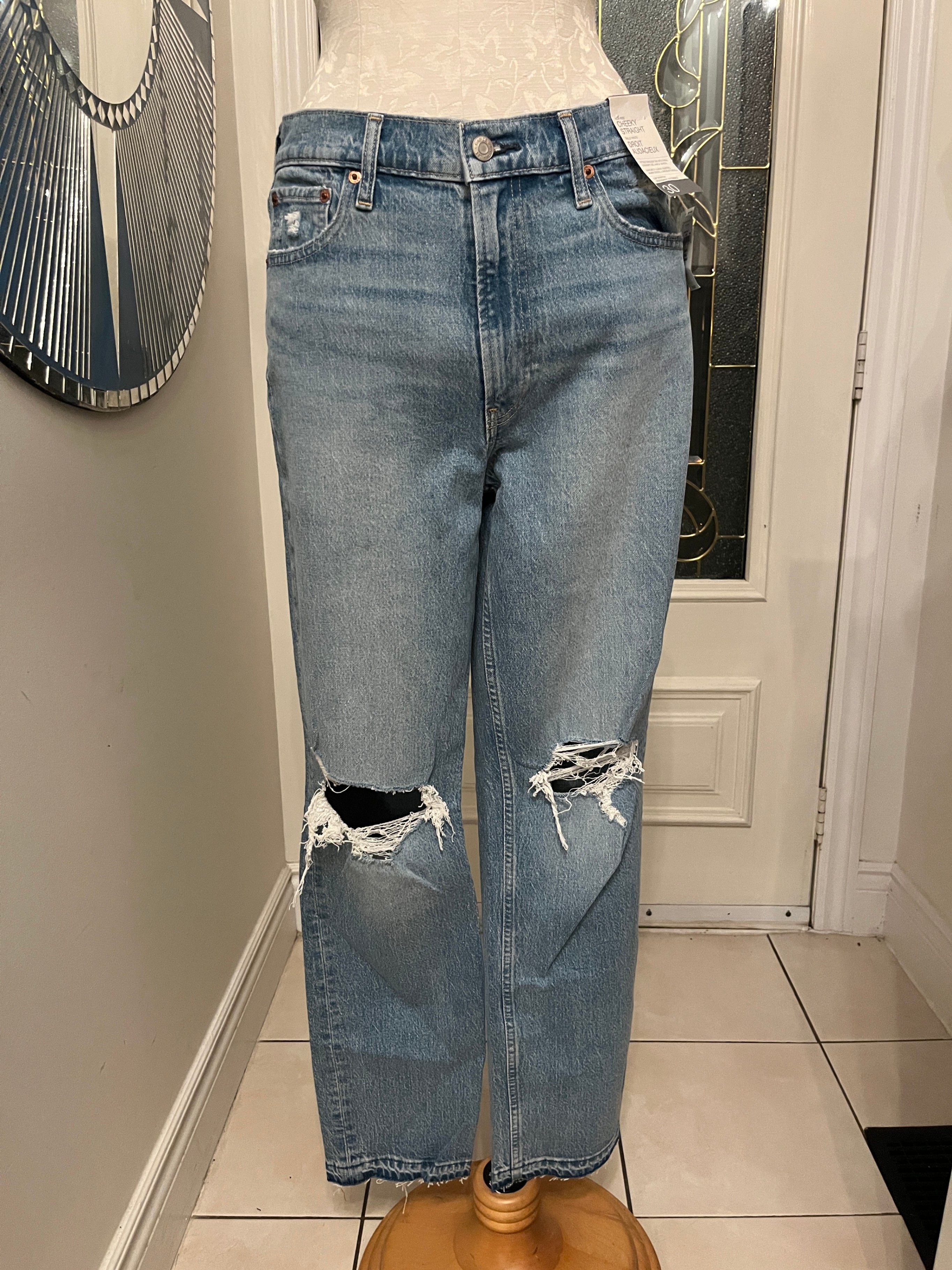 Levi's Women's High Rise Cheeky Straight Jeans