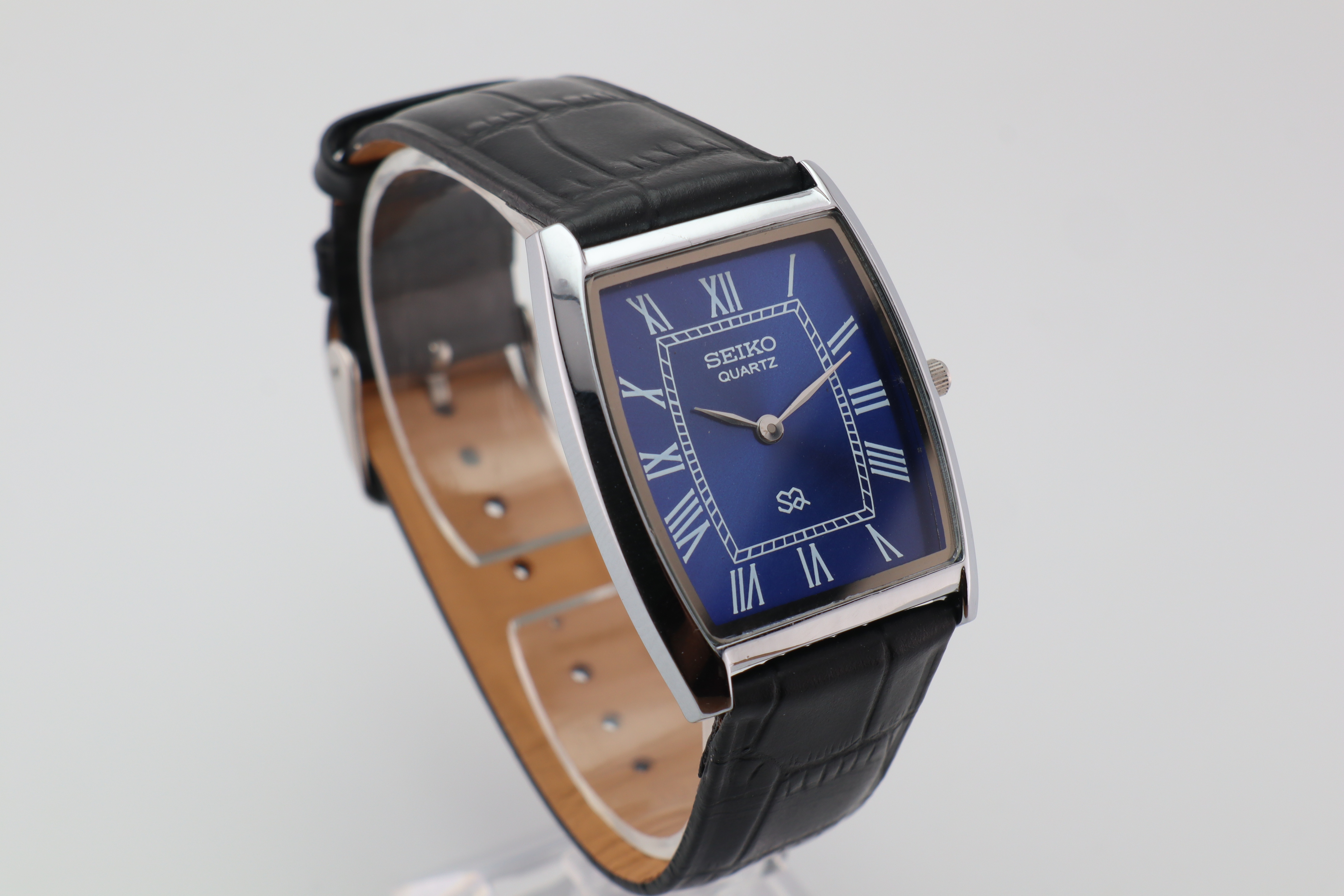 Refurbished Vintage Barrel Tank Men’s Watch