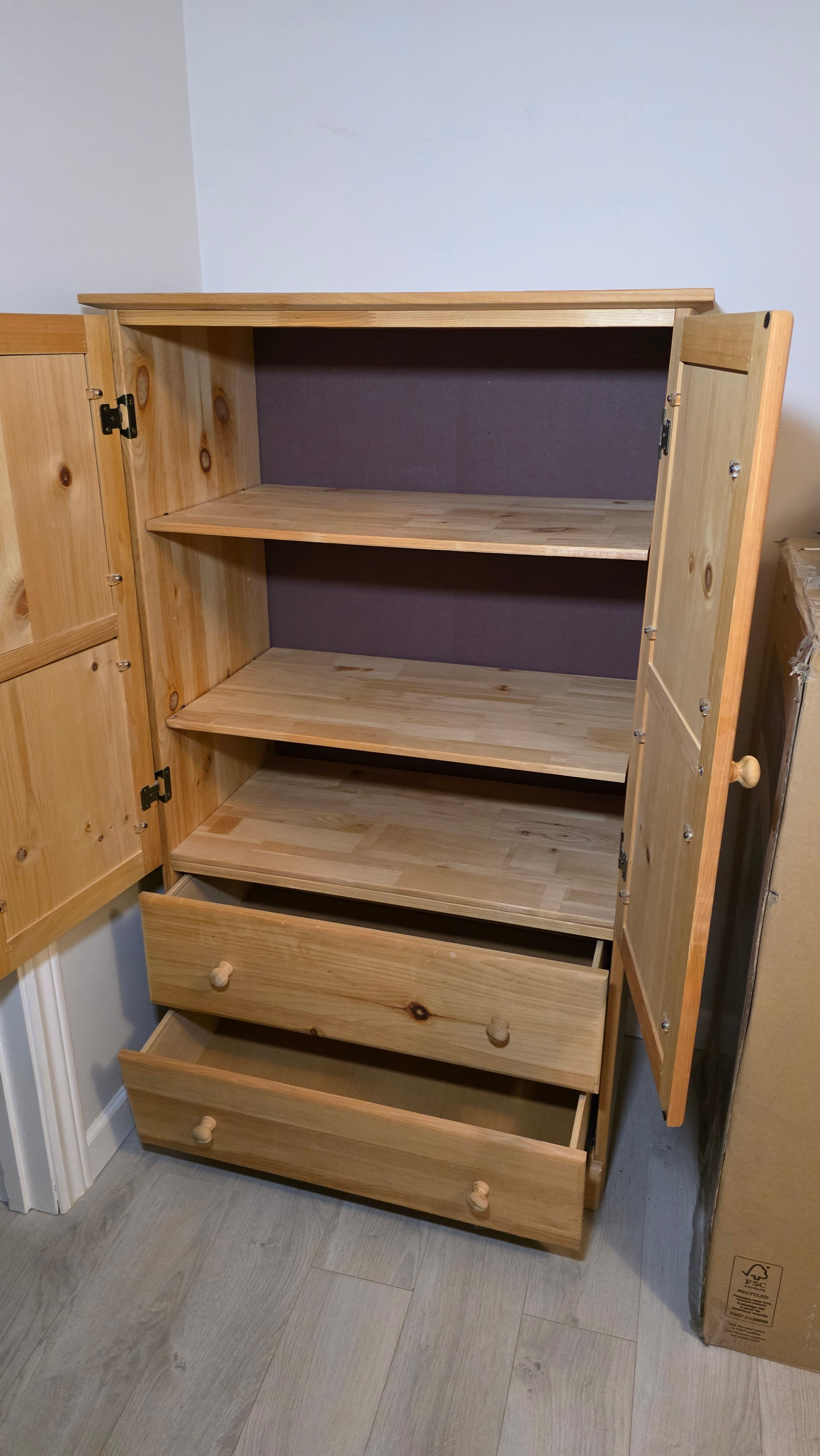 🌲 Solid Pine Wardrobe / Armoire 🌲 31” W x 18” D x 53” H - photo 3