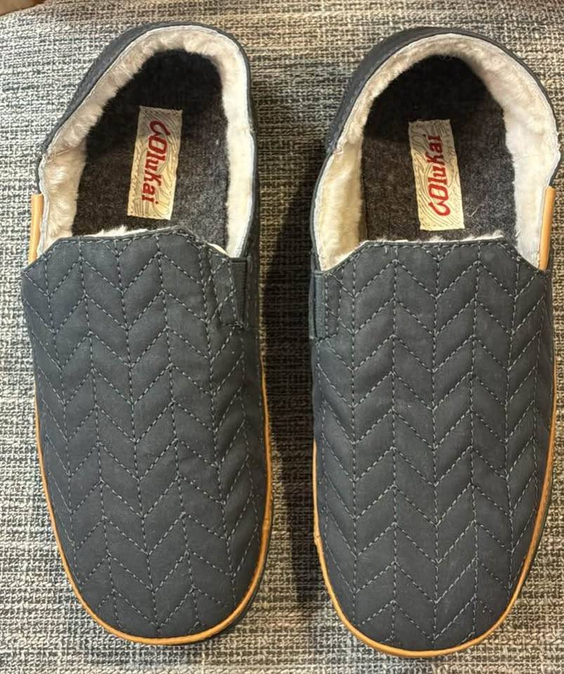 New Olukai HanoHano Quilted Slippers Dark Gray size ladies 8