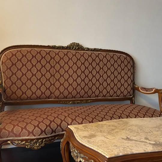 Selling Victorian Replica Solid Wood Furniture - photo 3