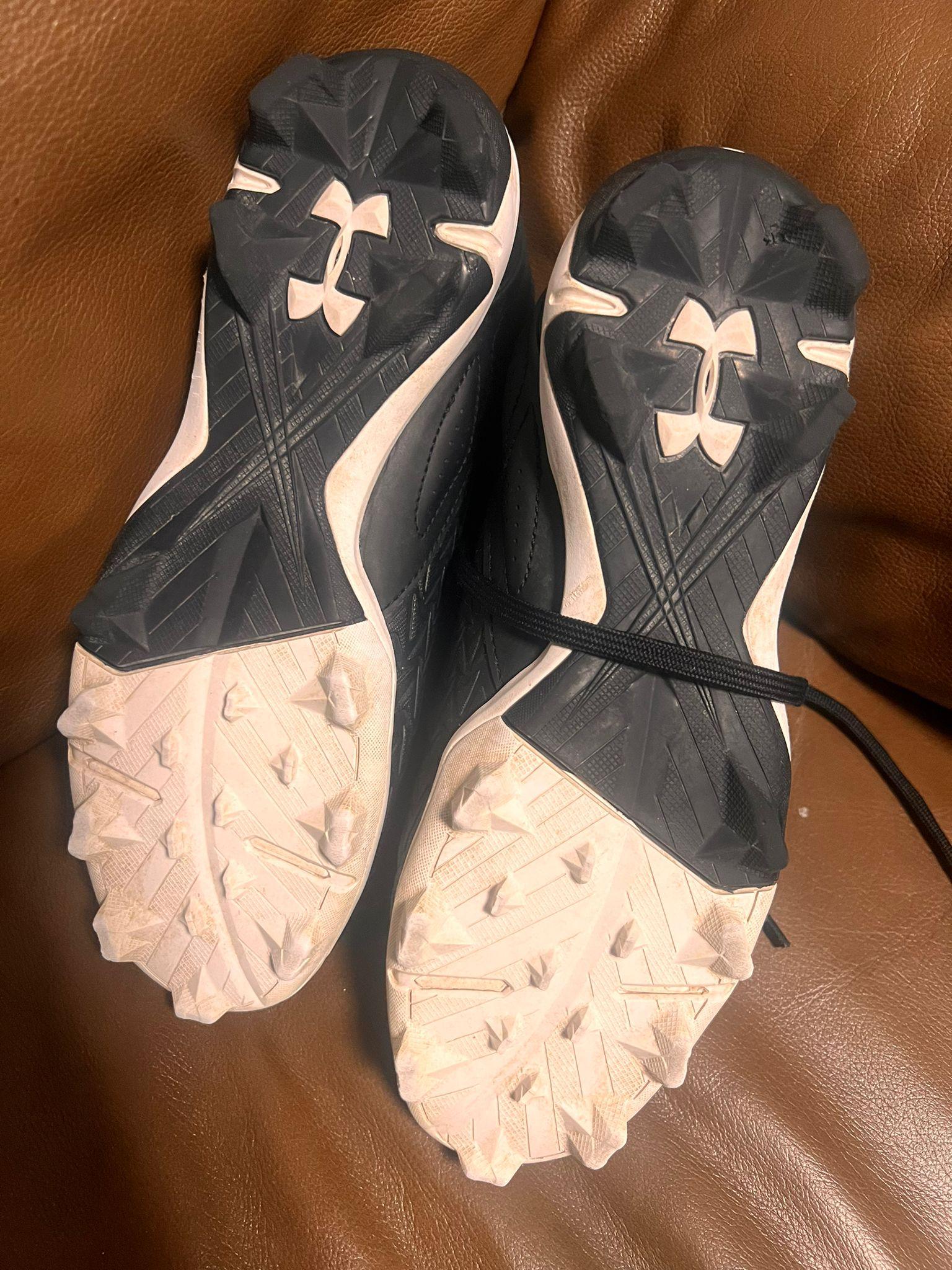Men's Size 6 Under Armour Baseball Cleats- Excellent condition - photo 4