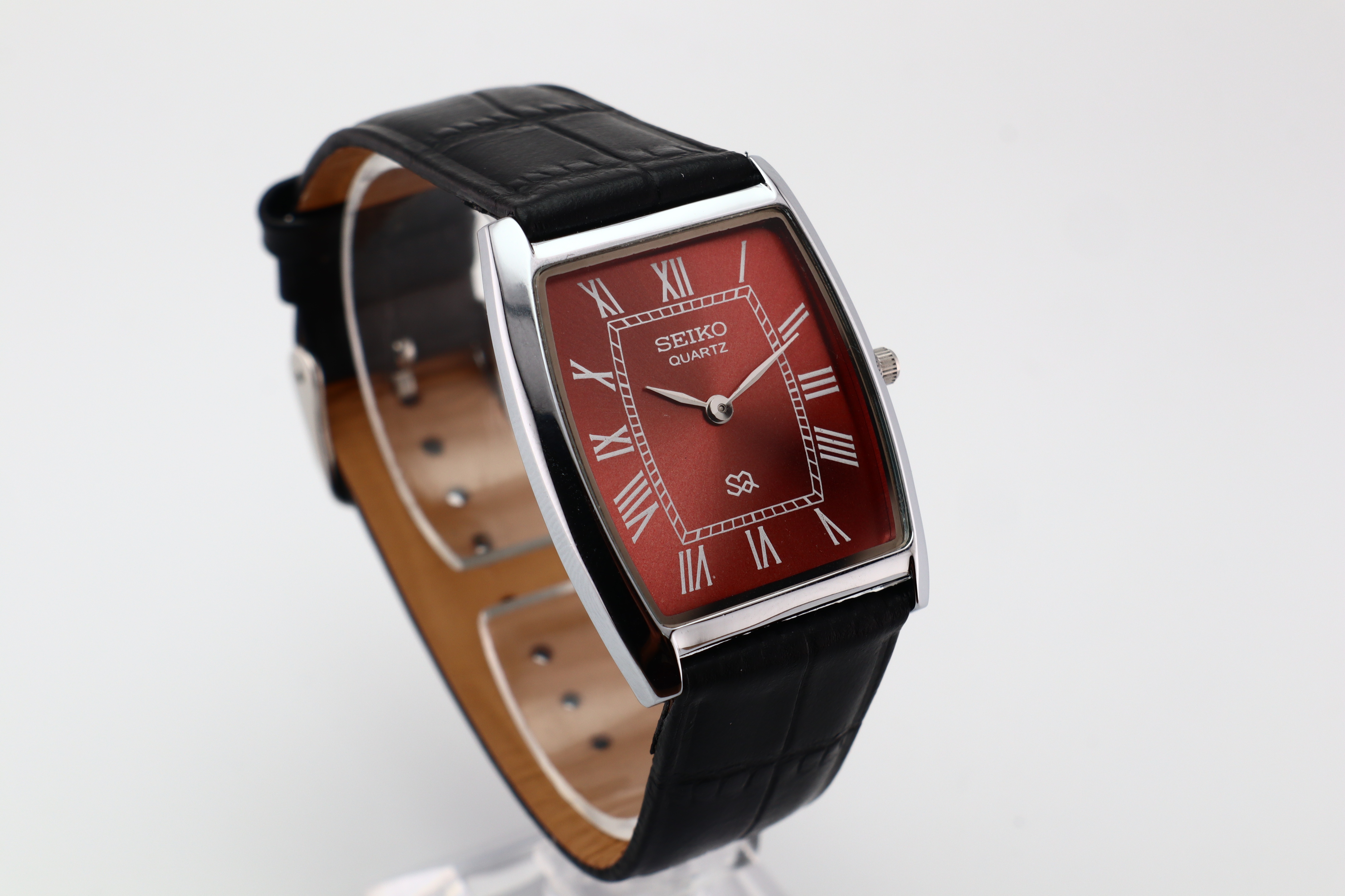 Refurbished Vintage Barrel Tank Men’s Watch