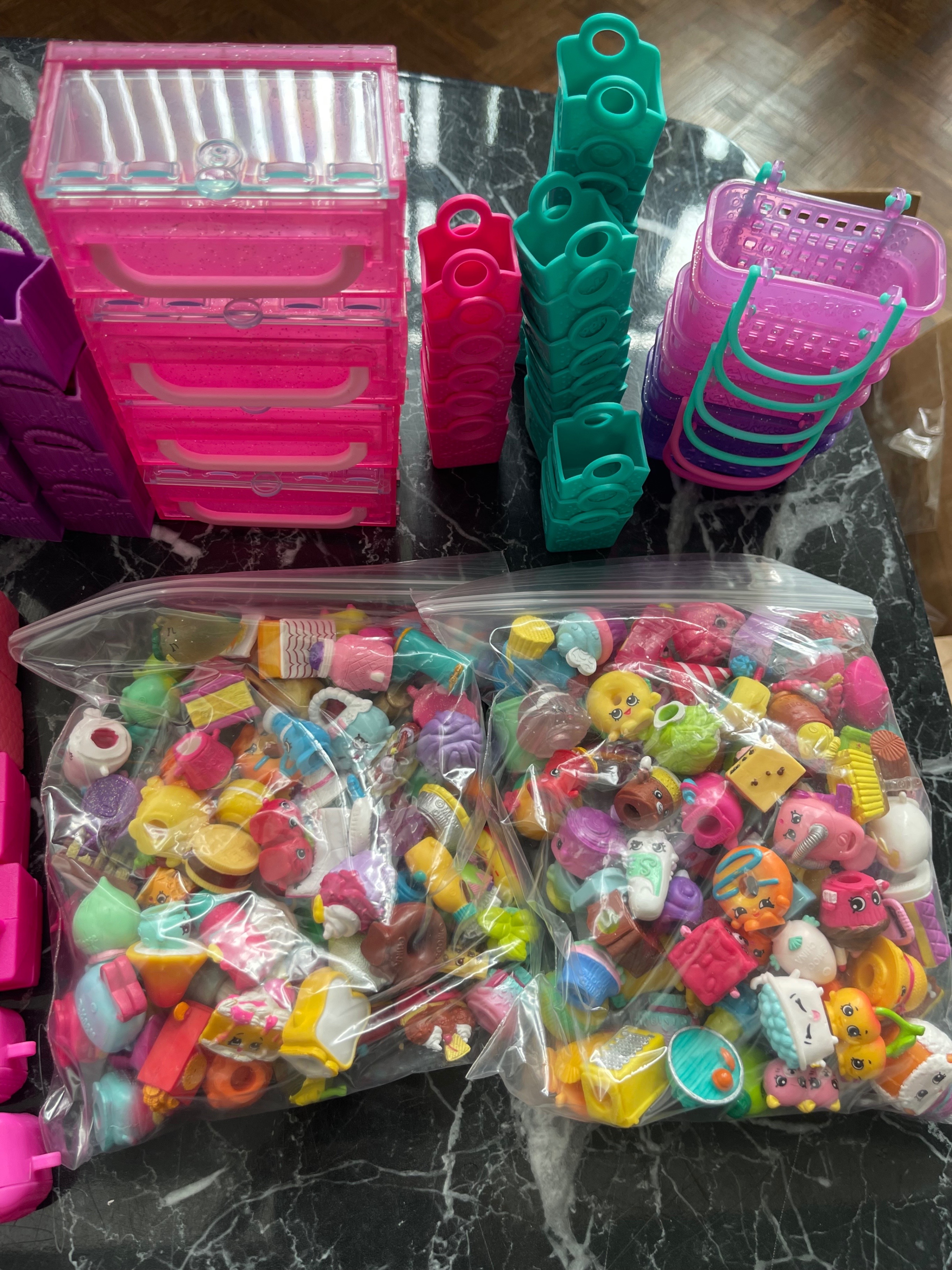 Mega Shopkins Lot — 100+ Figures & Accessories - photo 2