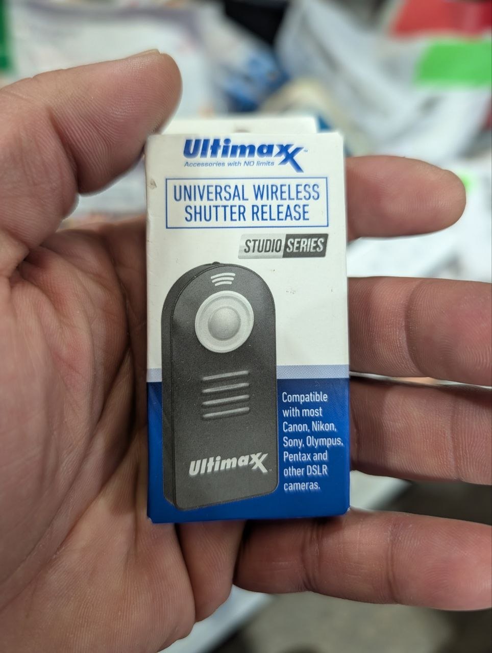 Ultimaxx Universal Wireless Shutter Release for DSLR Cameras (Co