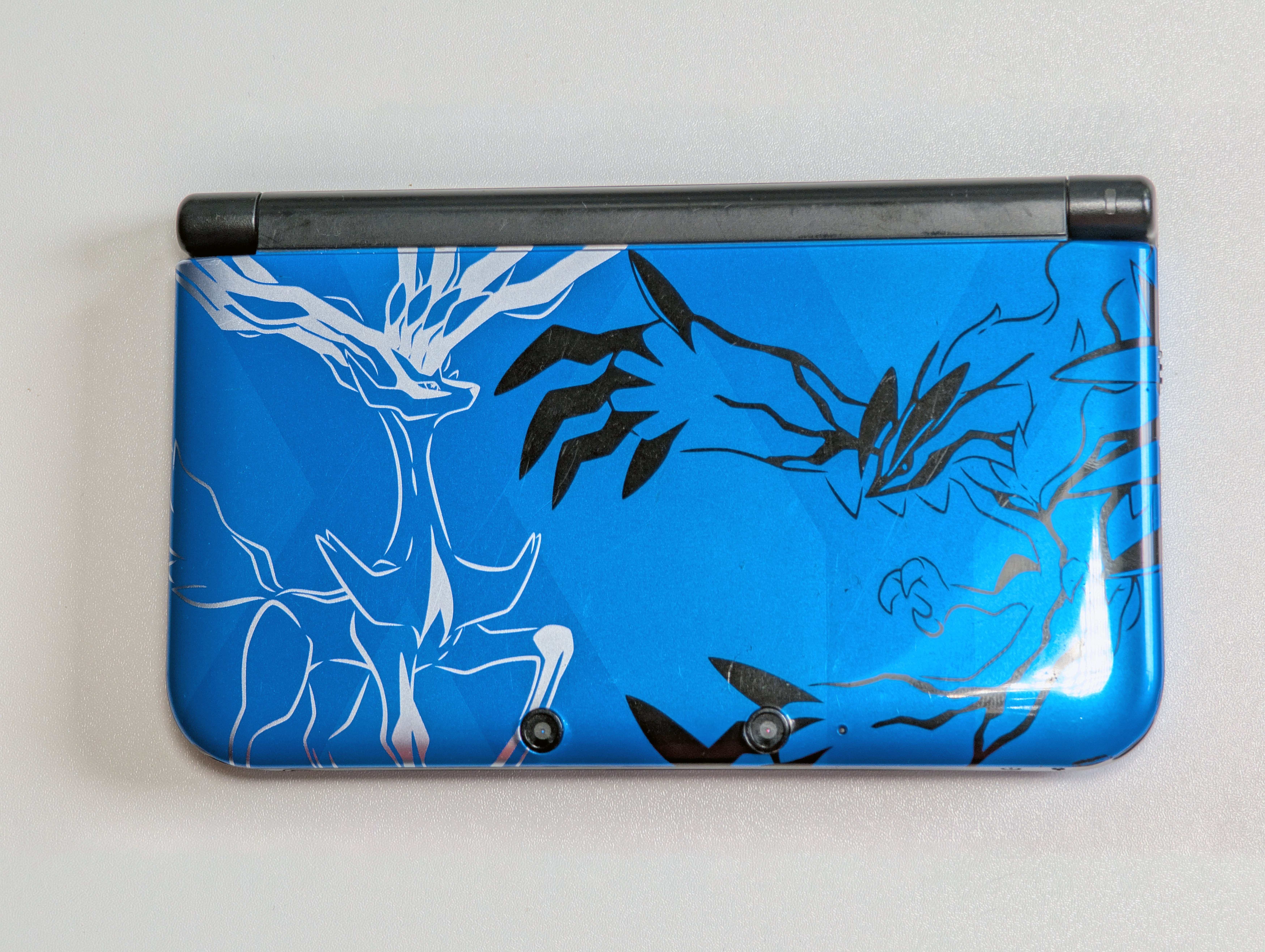 Nintendo 3DS XL Pokemon XY Xerneas Yveltal Blue Limited Edition