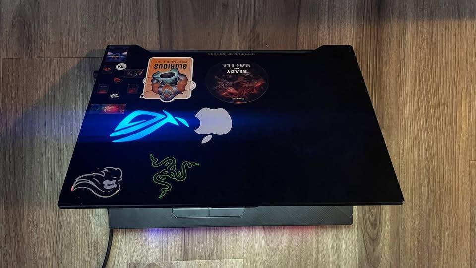 ASUS ROG Strix Hero Edition GL504G – i7-8750H / RTX 2060 / 16GB
