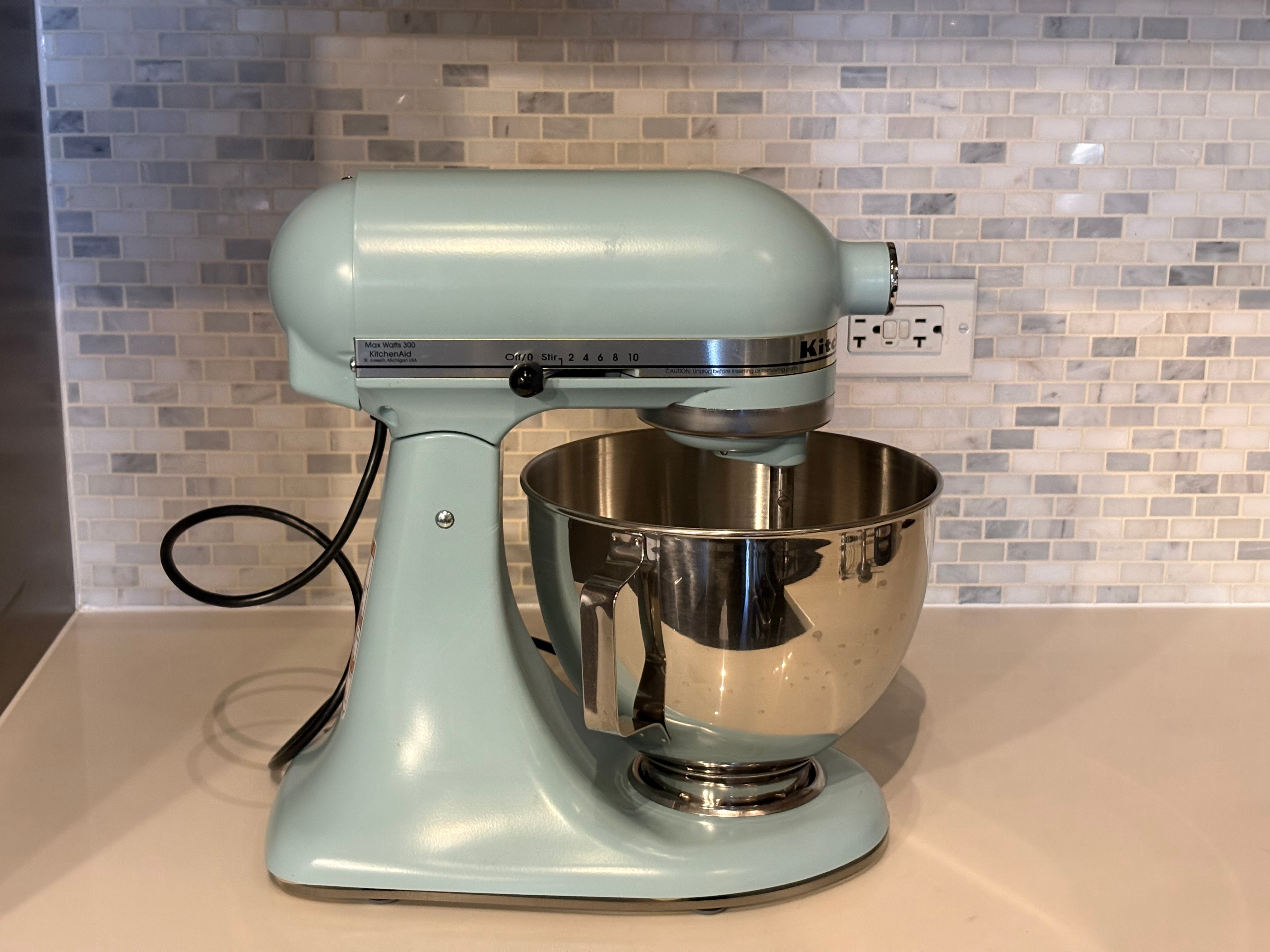 KitchenAid 4.5 QT tilt head stand mixer