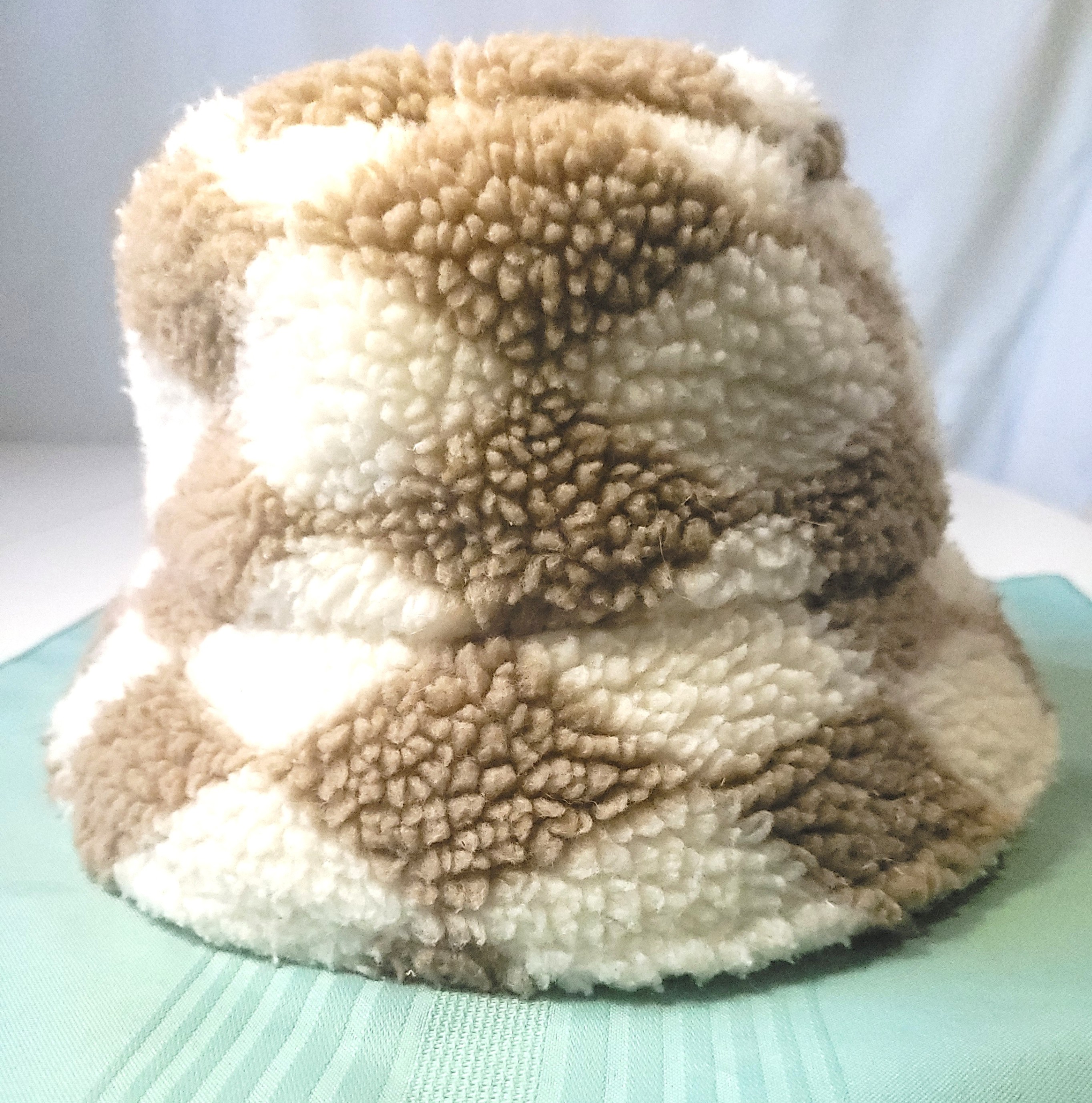Coco Carmen Beige Checkered Sherpa Bucket Hat Tan White Plush
