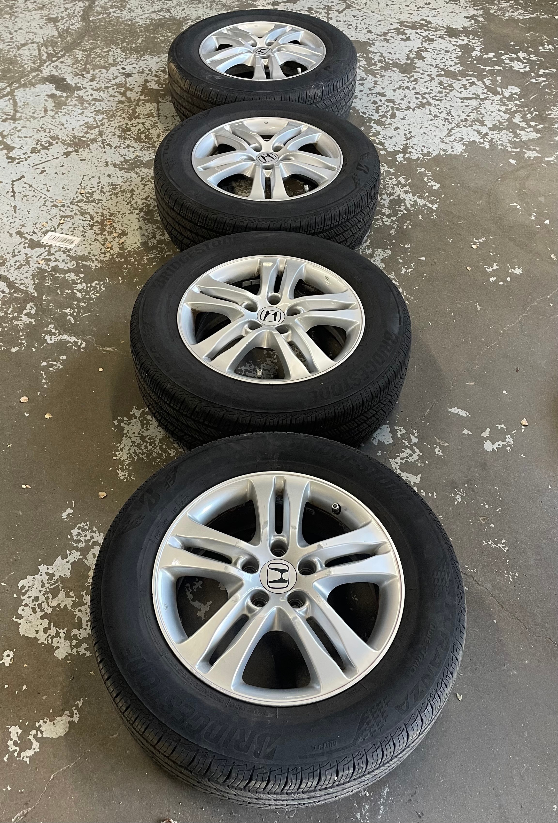17 Inch Wheel & Tire Package Honda CRV