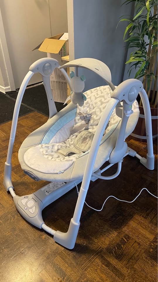 Ingenuity Baby automatic swing 0-9 Months - photo 3