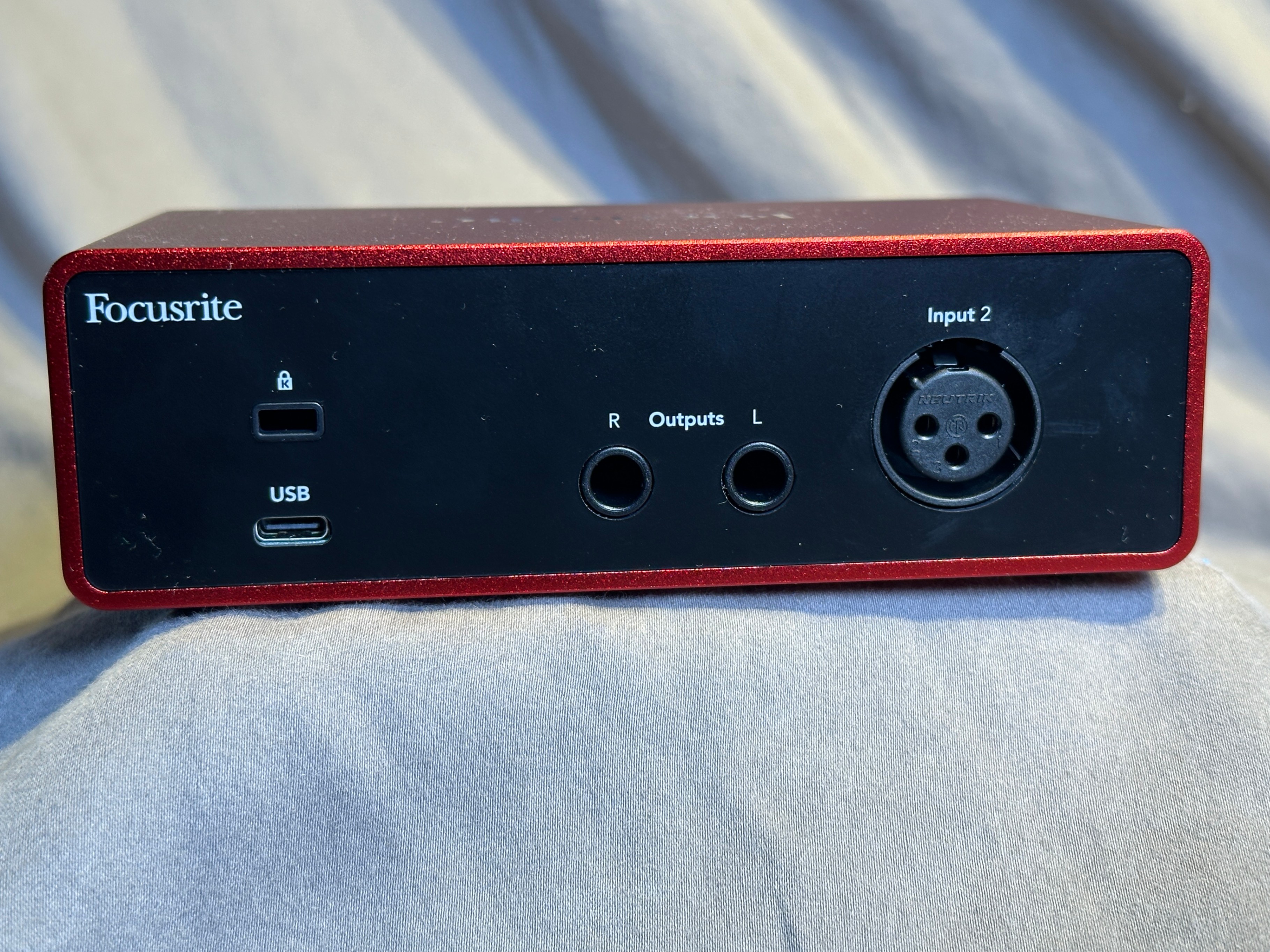 Focusrite Scarlett Solo 4th Gen USB Audio Interface - photo 4