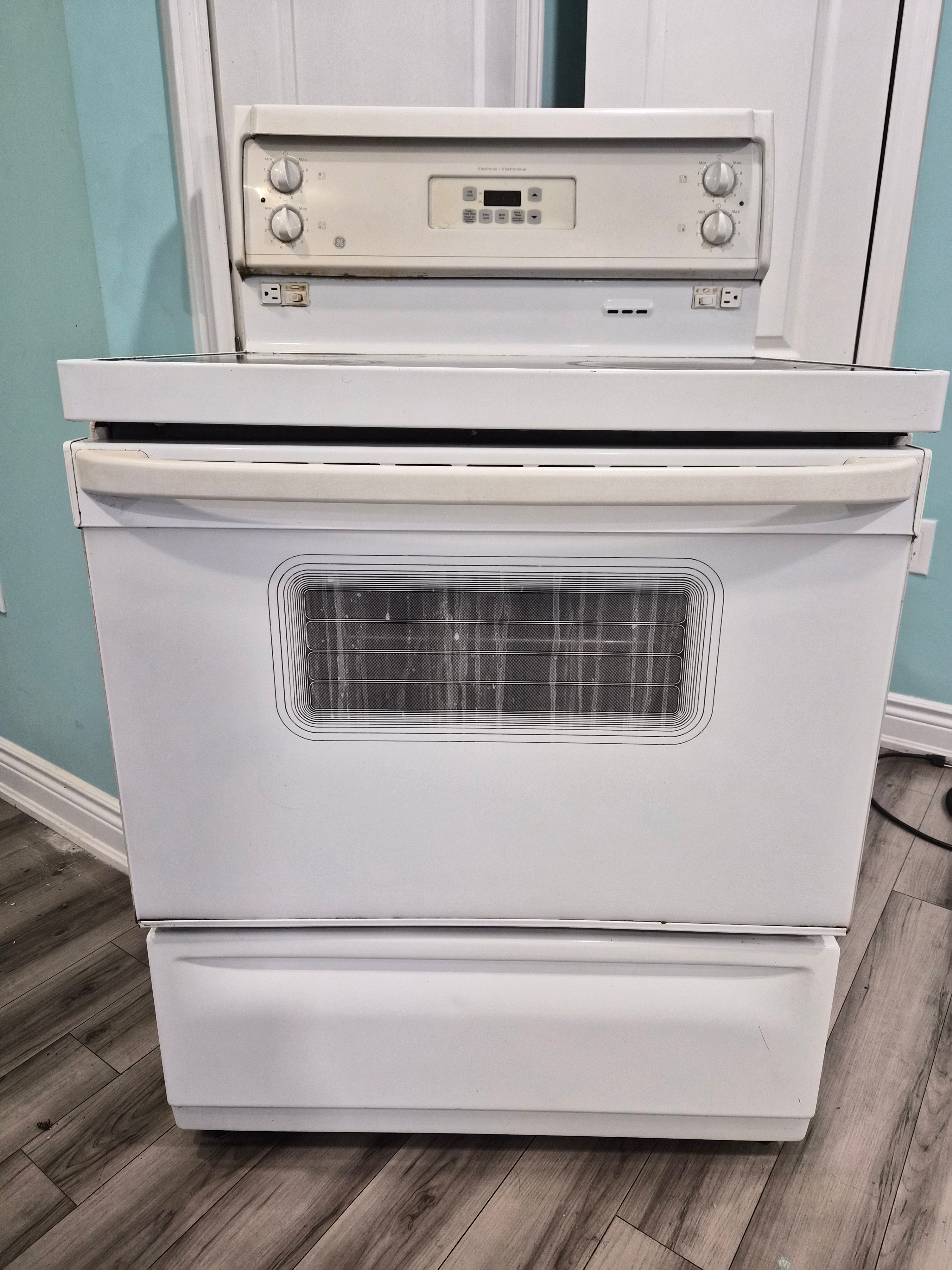 GE Electric Stove – $200 OBO