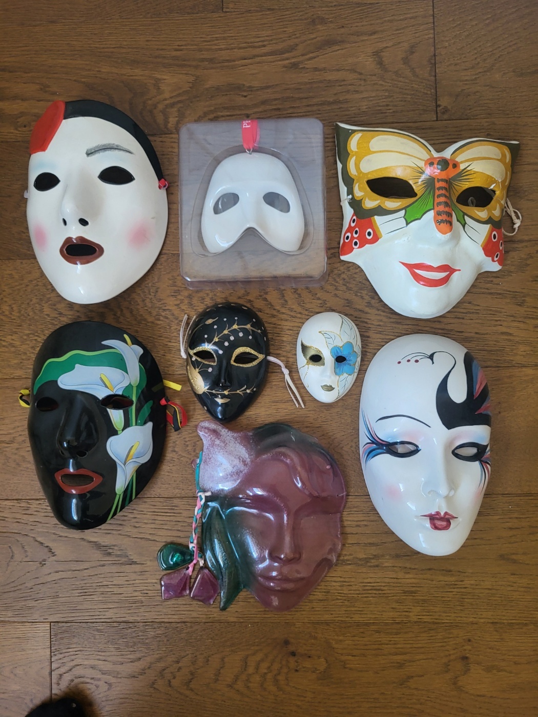 Decorative Traditional Masks Set