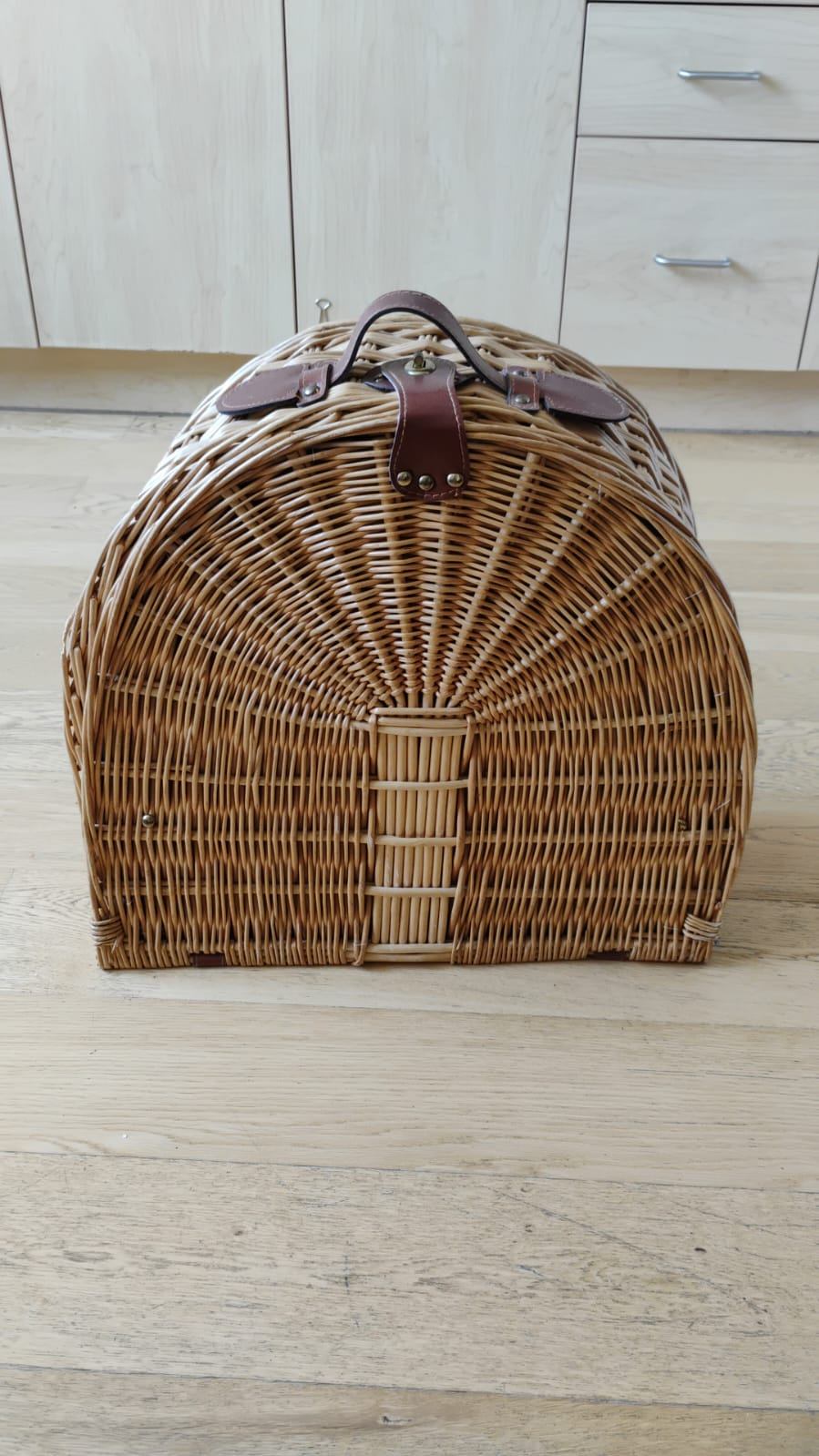 Wicker Picnic Basket with Plaid Lining