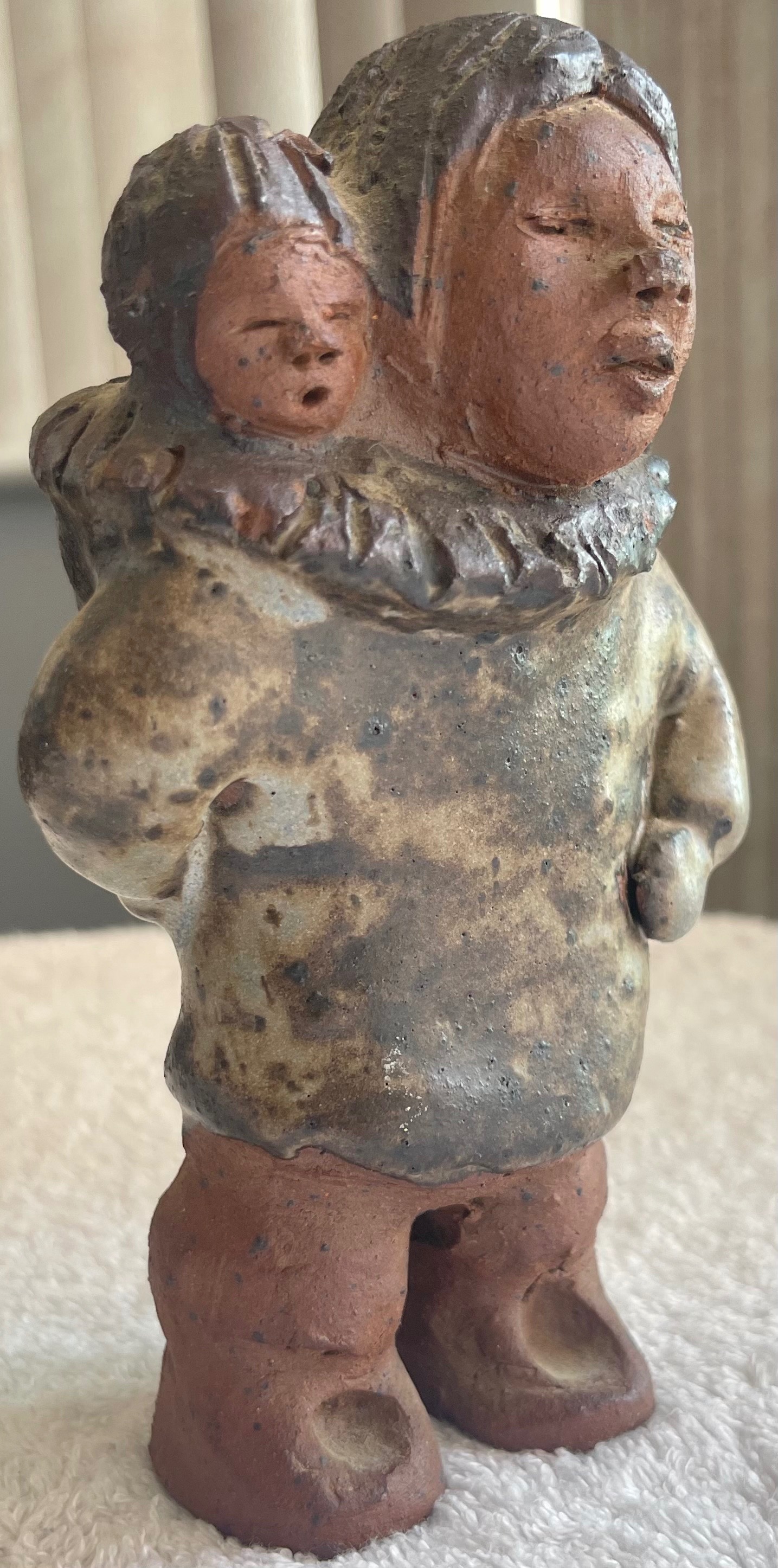 Vintage De Pelteau Inuit Mother & Child Sculpture
