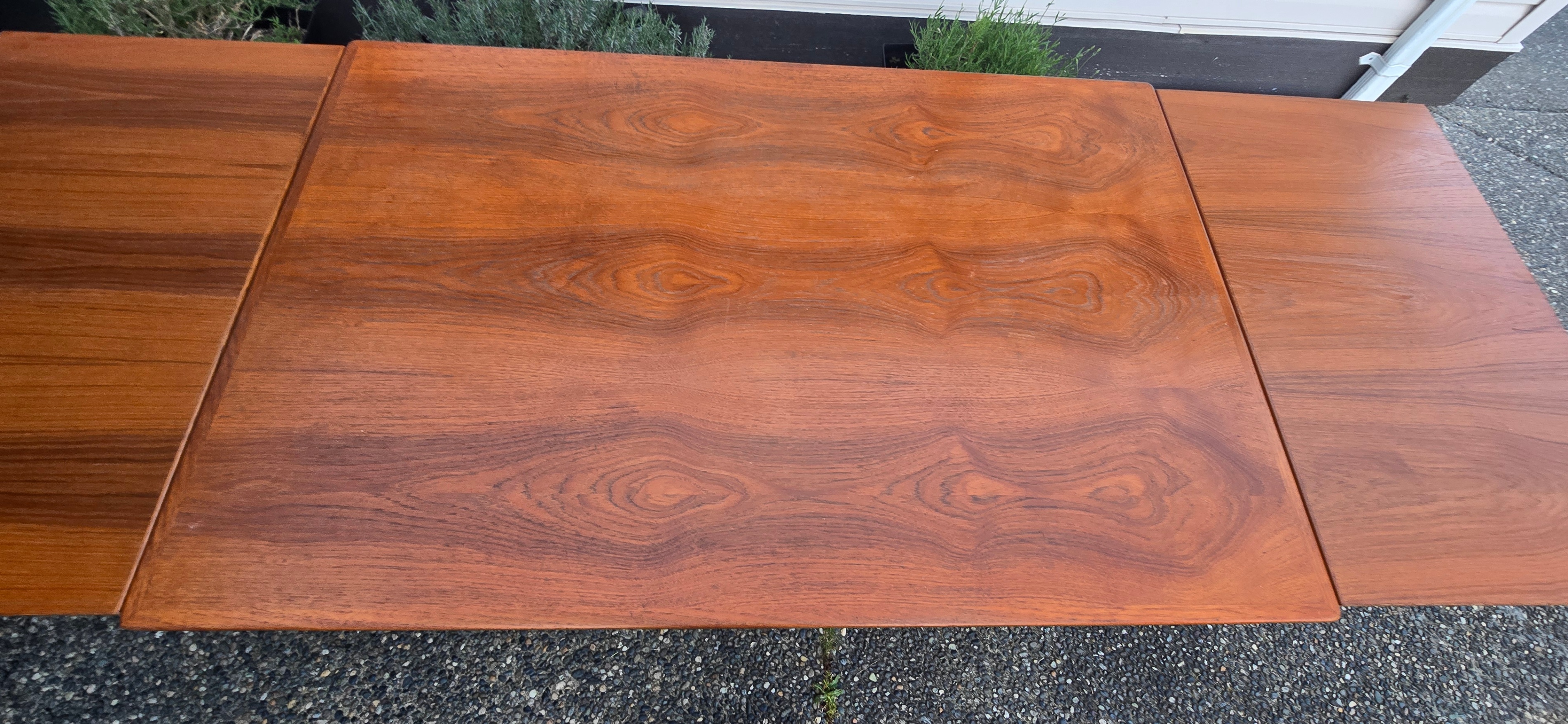MID CENTURY TEAK DRAW LEAF DINING TABLE - photo 4