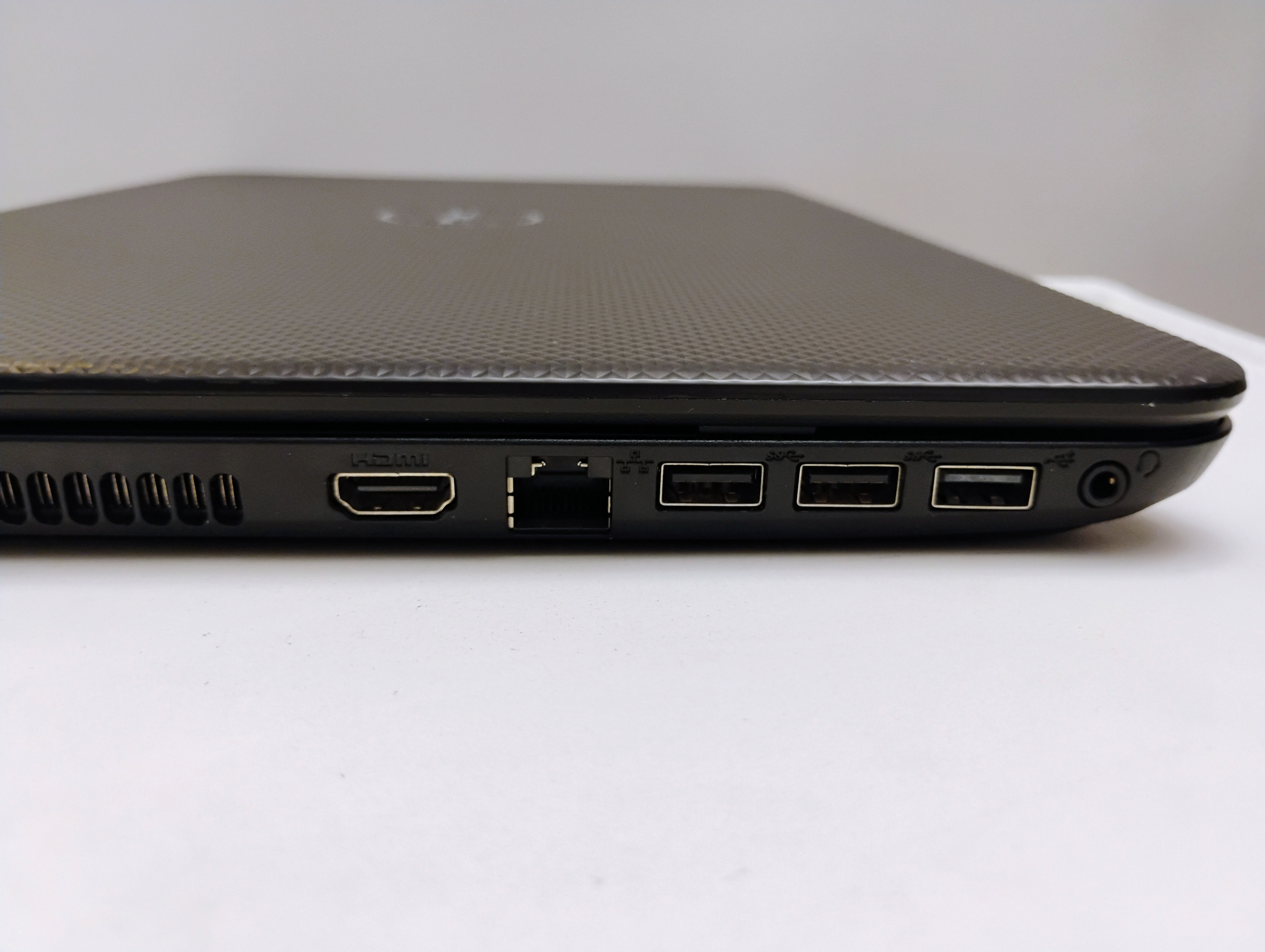 Dell Inspiron 3521 laptop - photo 4