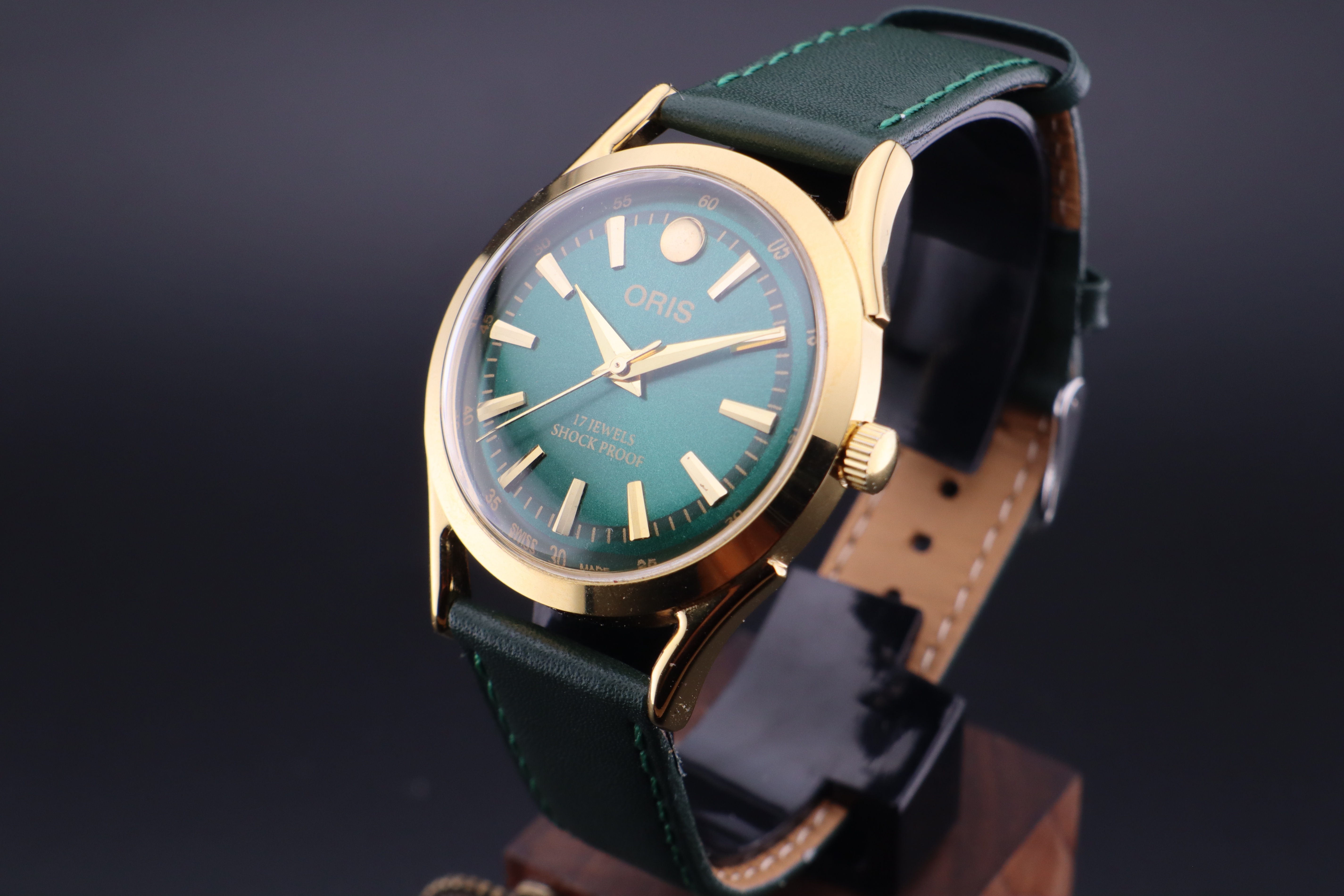 Vintage Oris Swiss ST-96 Hand Wind Mechanical Men's Watch - photo 3