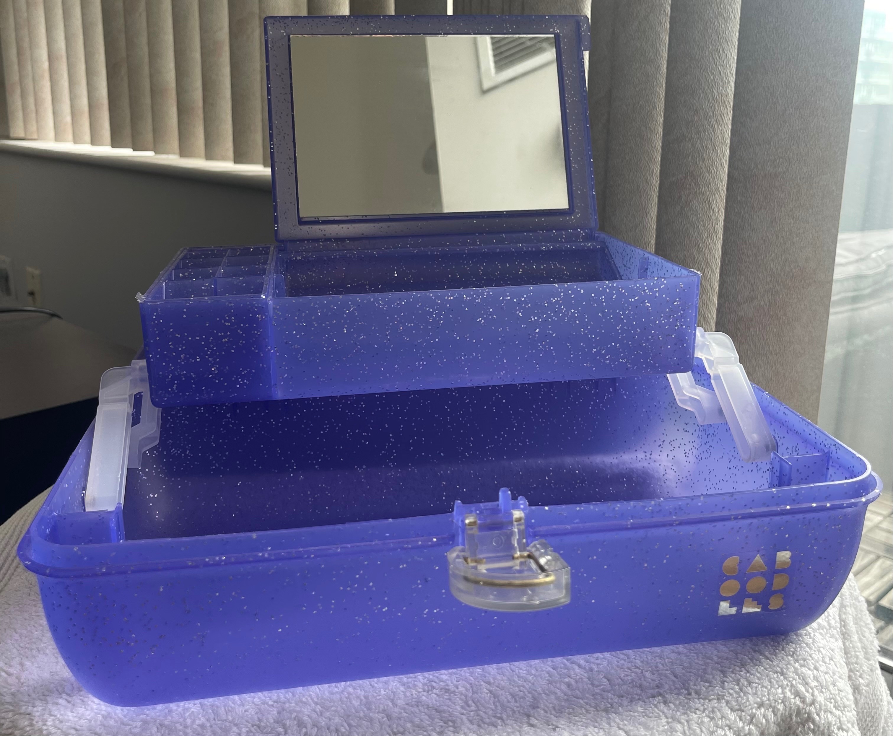 Vintage Y2K Caboodles Purple Jelly Makeup Case (Model 2622) - photo 2