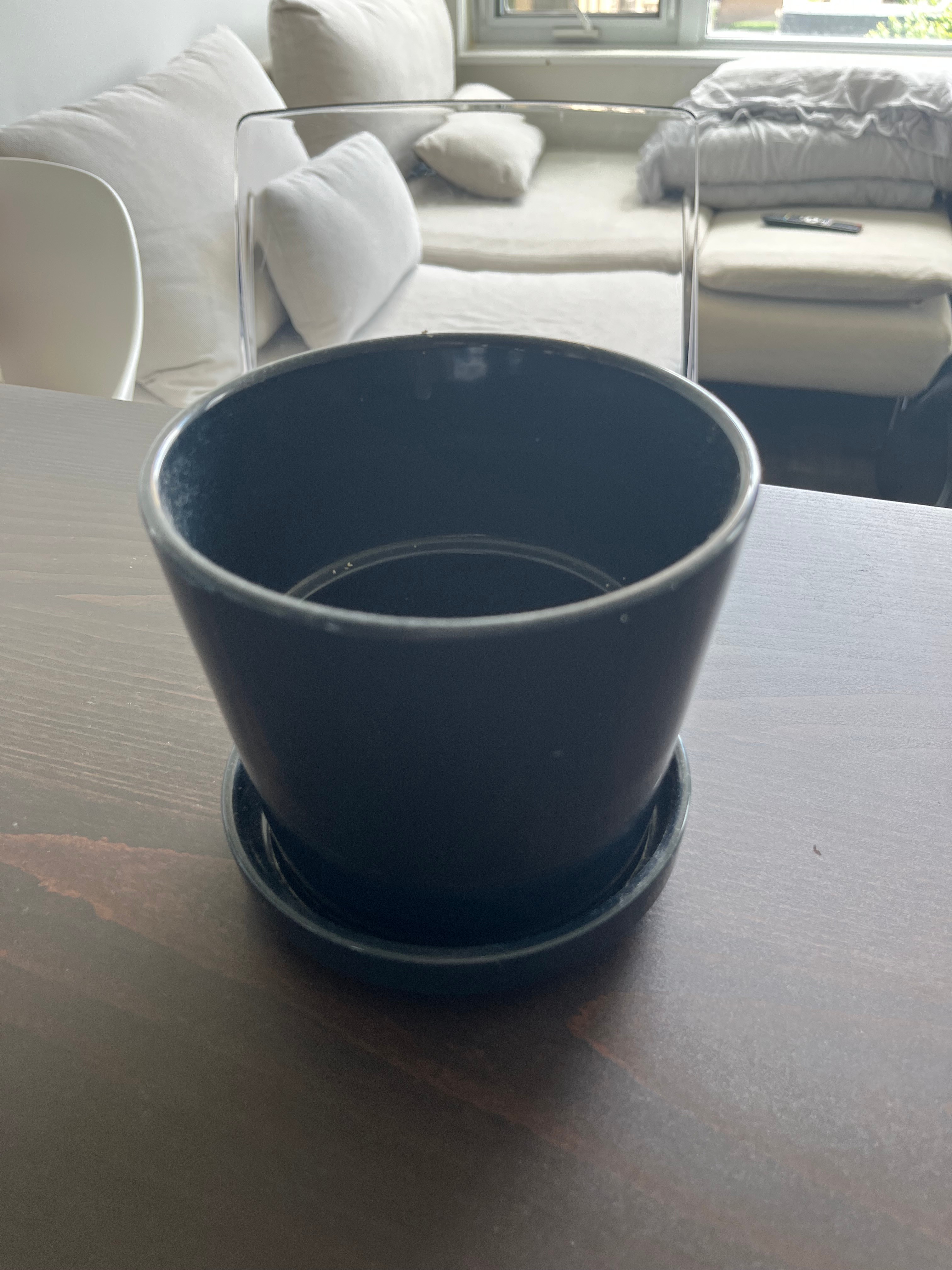 Round Flower Vase (11cm diameter) - photo 4