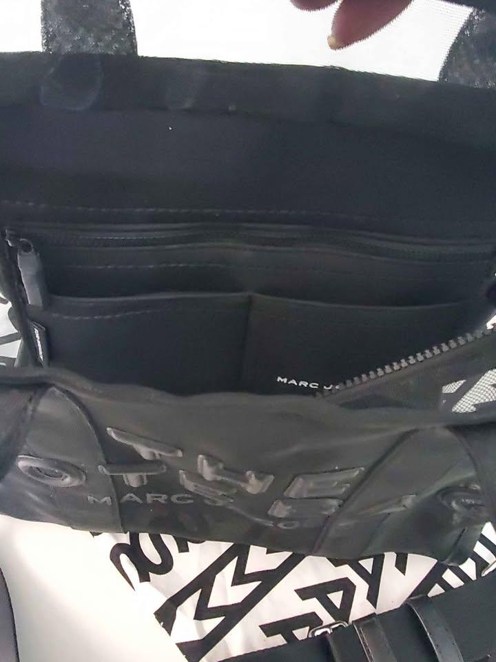 Marc Jacobs Ladies Tote. - photo 3