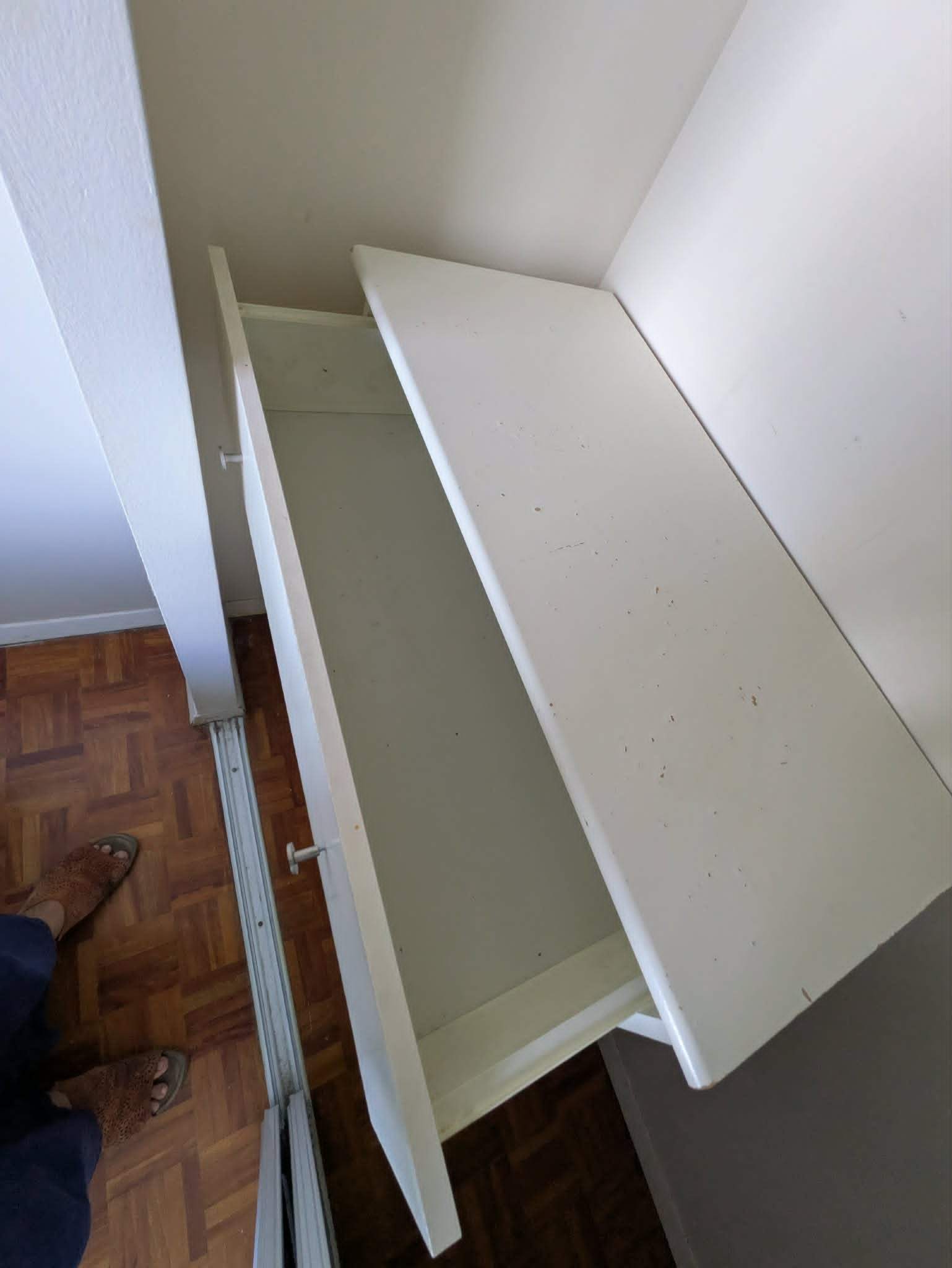 Chest of Drawers + Dividing Shelf - photo 4
